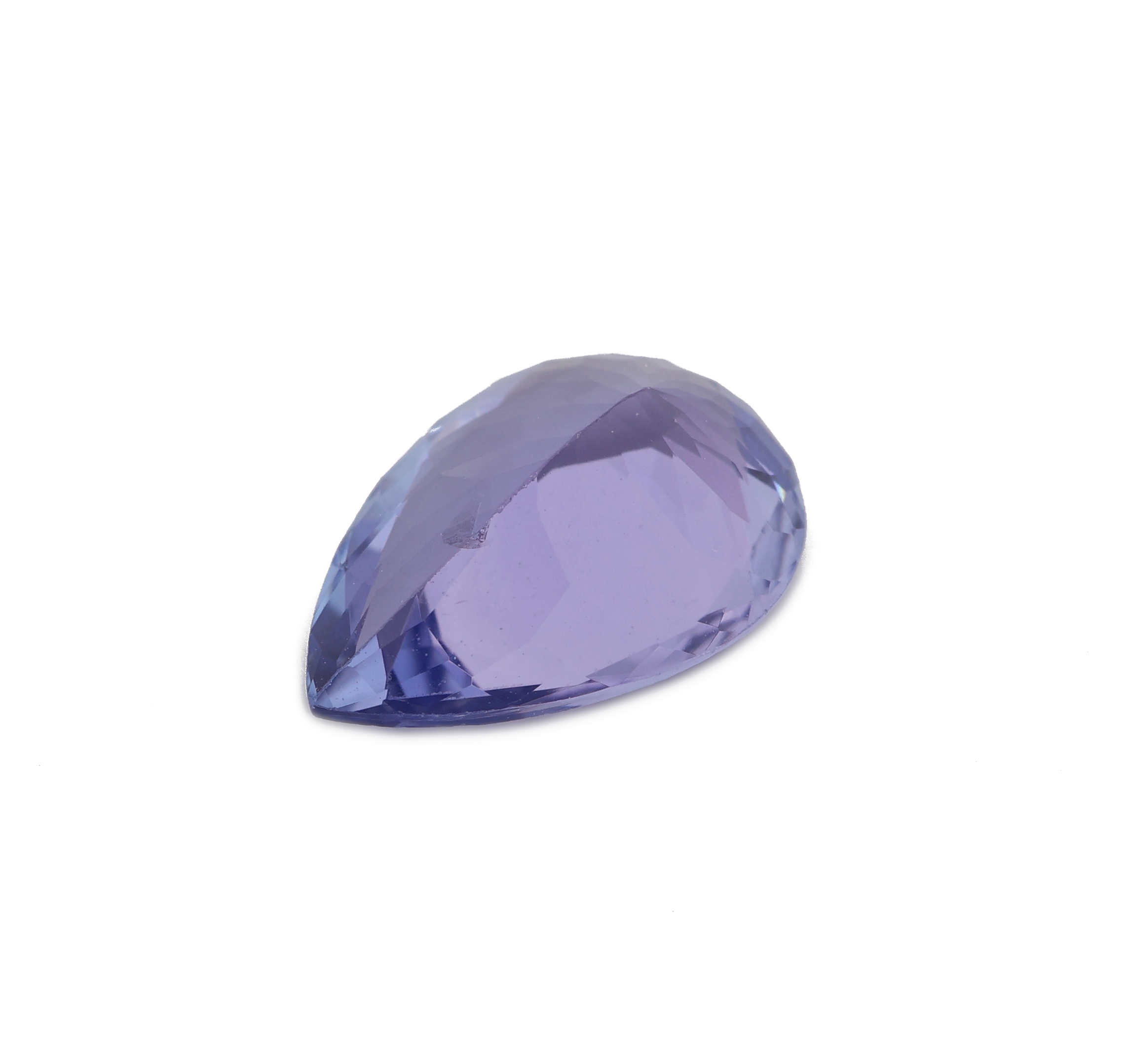 Detail b: Loser Tansanit, ca. 2.33 ct, facett. Tropfen, ca. 7.6 x 10.8 x 4.2 mm