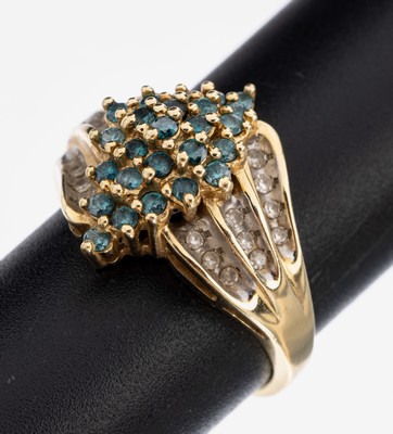 Image 26975404 - 14 kt Gold Diamant-Ring, GG 585/000, 25 blaue 8/8-Diamanten zus. ca. 0.30 (beh.)/p,20 ...