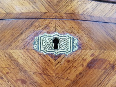 26975451j - Deckelschatulle, Tahan a Paris, 2. Hälfte 19. Jh., gespiegeltes Mahagonifurnier, ...