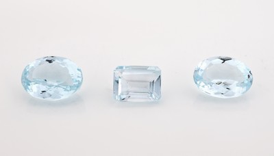 26975458b - Lot 3 lose Aquamarine, zus. ca. 14.49 ct, 2 x ovalfacett., 1 x Treppenschliff ...