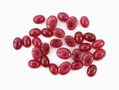 26975466a - Lot lose Rubine, zus. ca. 40.49 ct, ovale Cabochons in versch. Größen und ...