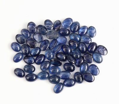 26975475a - Lot lose Saphire, zus. ca. 63.37 ct, ovale Cabochons in versch. Größen und ...