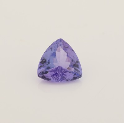 26975496b - Loser Tansanit, ca. 1.87 ct, facett. Triangel Schätzpreis: 560, - EUR