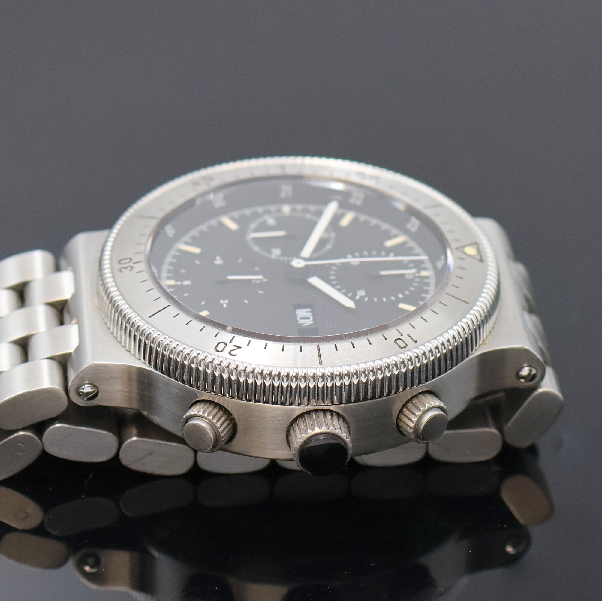 Detail c: TEMPTION Herrenchronograph in Stahl, Schweiz um 2010, Automatik, beids. vergl. Geh., Boden, Krone u. Drücker verschr., eins. drehb. Stahl-Lünette ...