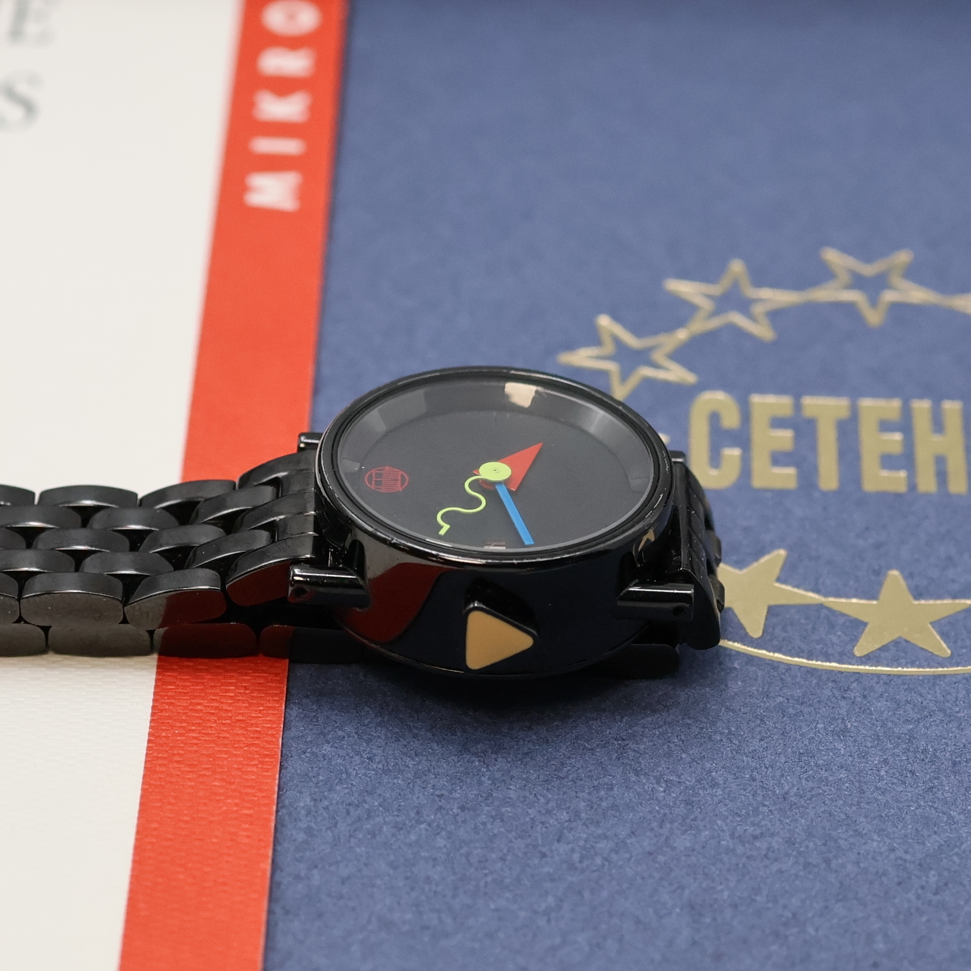 Detail c: ALAIN SILBERSTEIN Mikro limitierte Damenarmbanduhr in Stahl, Schweiz lt. orig. Papier verk. 1995, Automatik, geschwärztes, beids. vergl. Geh. am ...
