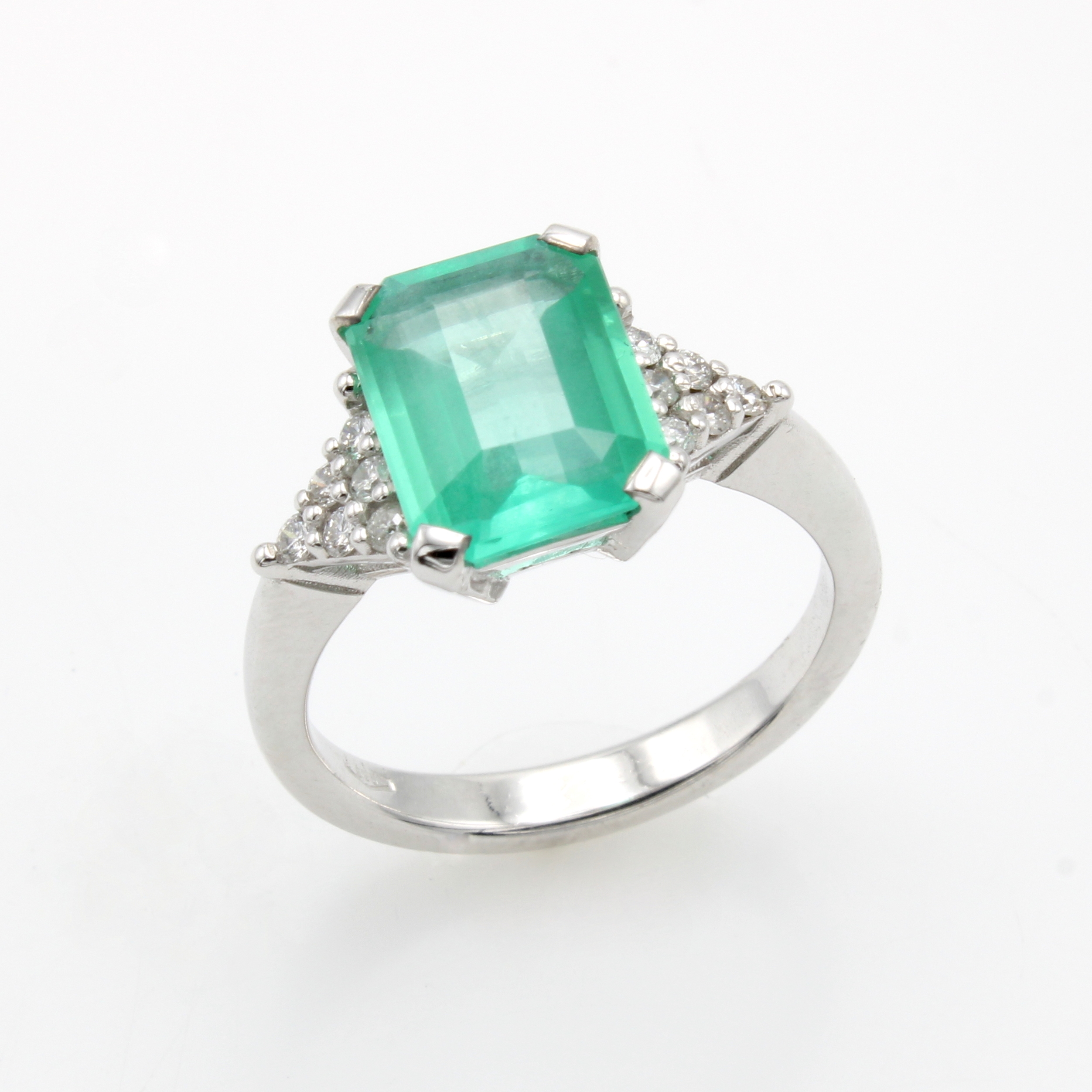 Image 26975562 - Ring mit Smaragd und Brillanten, WG 585/000,achteck. Smaragd ca. 2.50 ct, Besatzbrill. ...