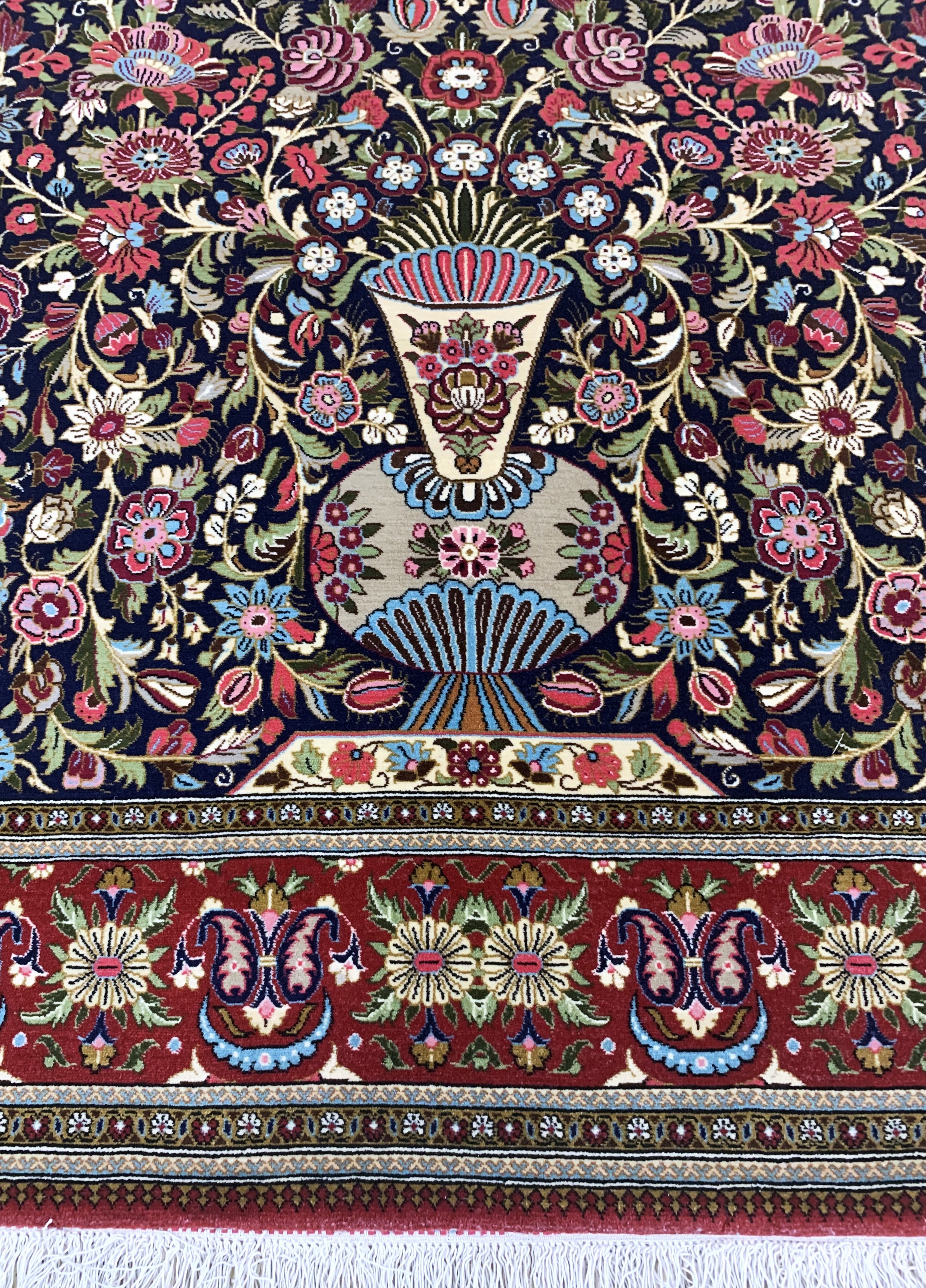 Detail c: Ghom Kork fein, Persien, Mitte 20.Jhd, Korkwolle auf Baumwolle, ca. 209 x 142 cm, nahezu neuwertig