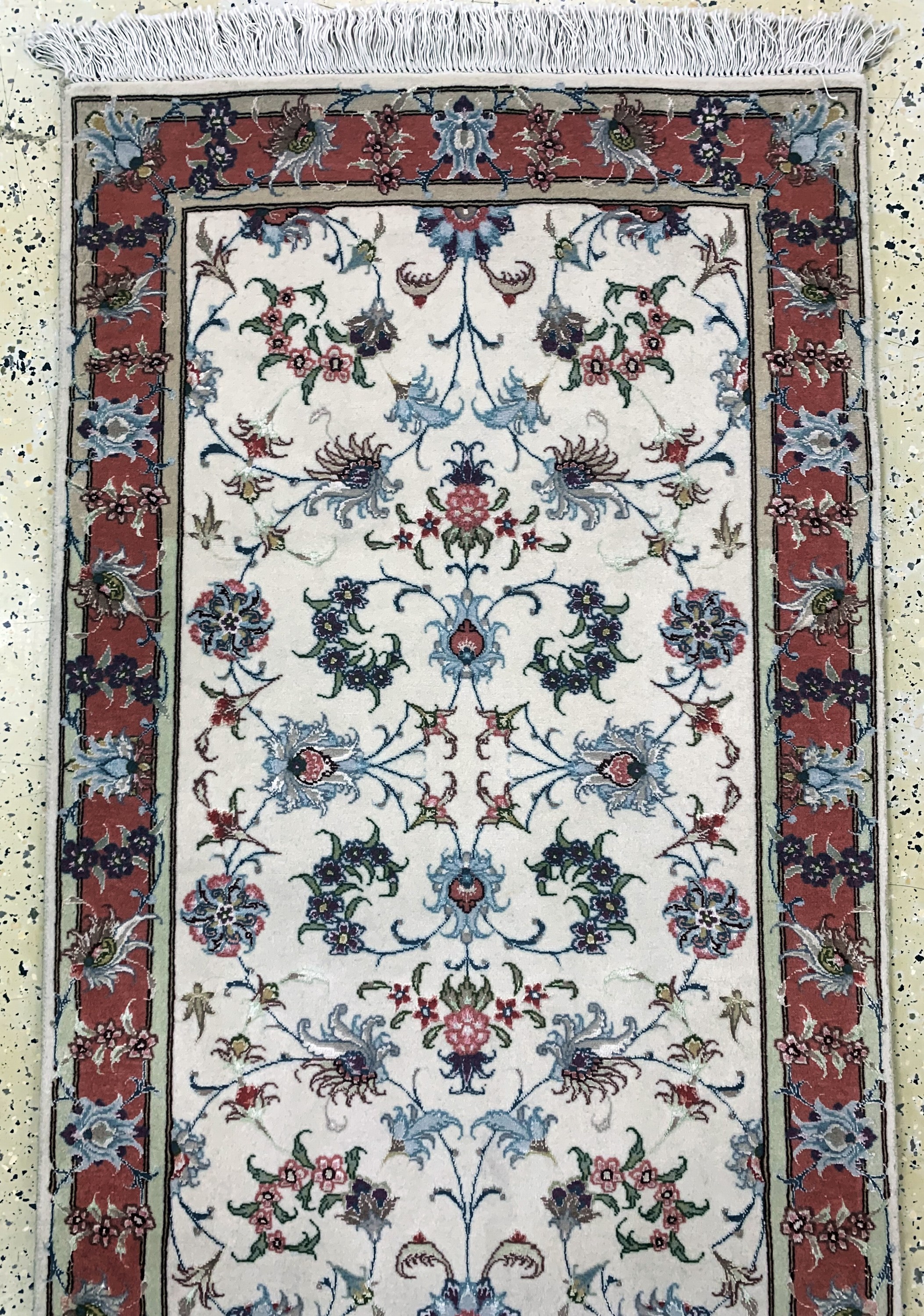 Detail a: Täbriz fein(50 Raj), Persien, Ende 20.Jhd, Korkwolle mit Seide, ca. 312 x 74 cm, ca. 500.000 Kn/qm, nahezu neuwertig