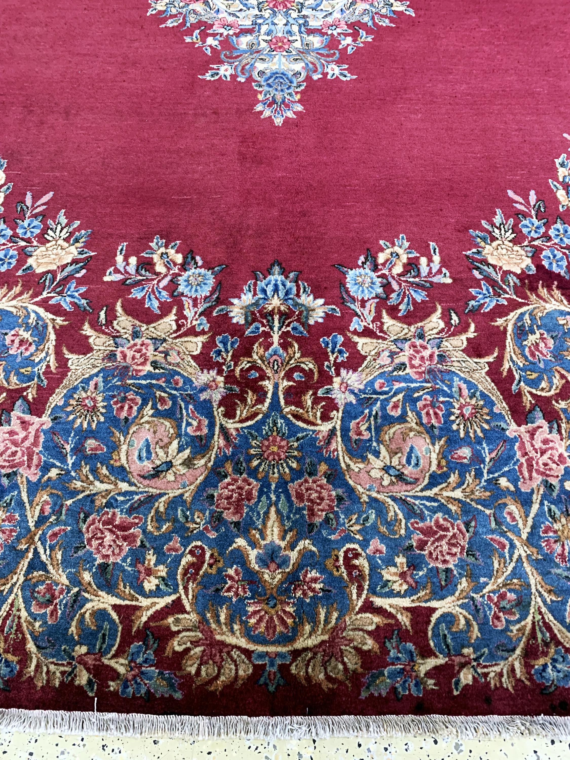 Detail f: Kerman Kork fein Persien, signiert"Ardjmandan", Anfang 20.Jhd, Korkwolleauf Baumwolle, ca. 400 x 290 cm, gereinigt, EHZ: 1-2(restauriert)