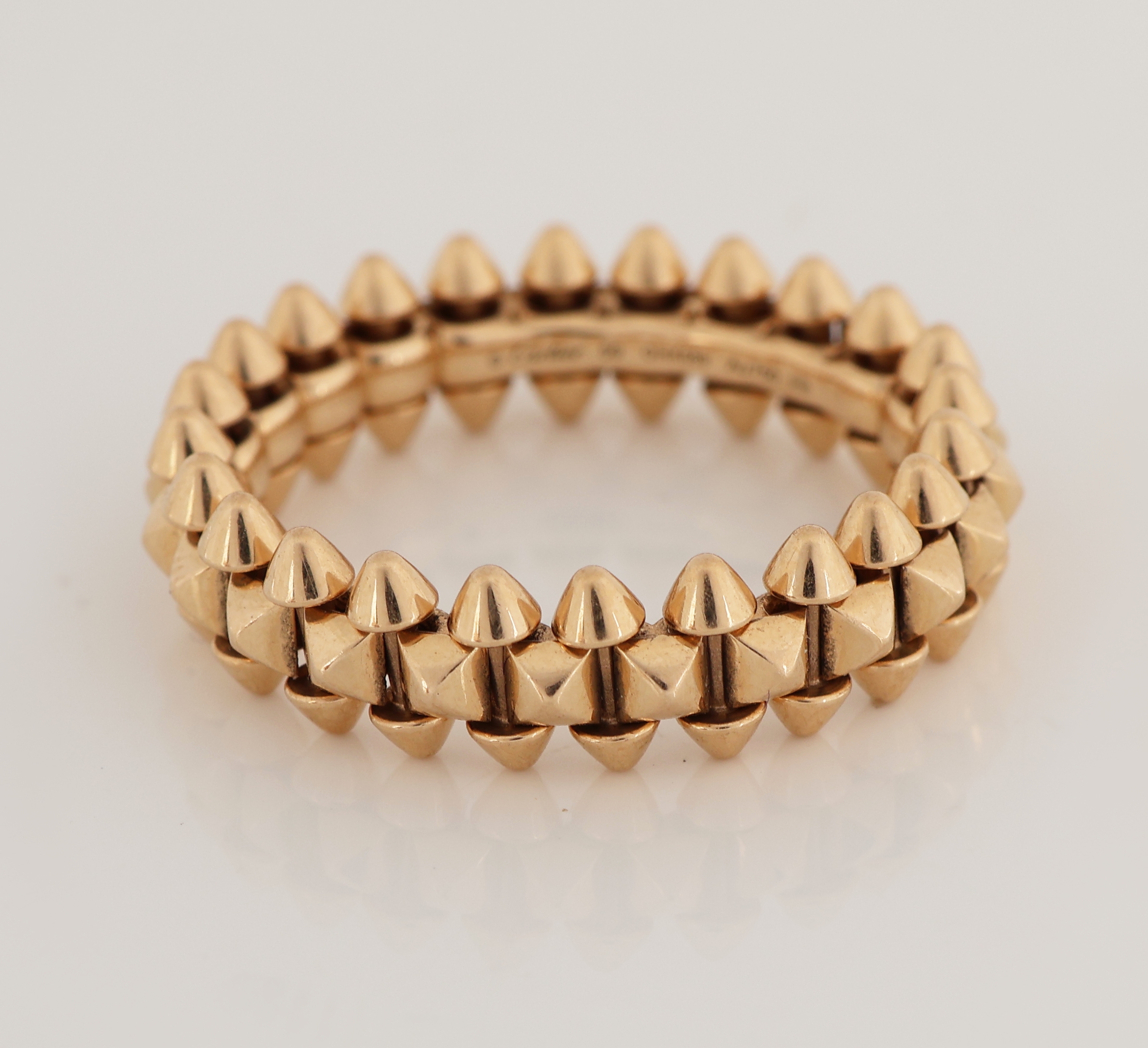 Detail b: 18 kt Gold CARTIER Ring, "CLASH DE CARTIER", RoseG 750/000, kleines Modell, B. ca. 6.25 mm, sign. und num., RW 59, orig. Etui, Umkarton ...