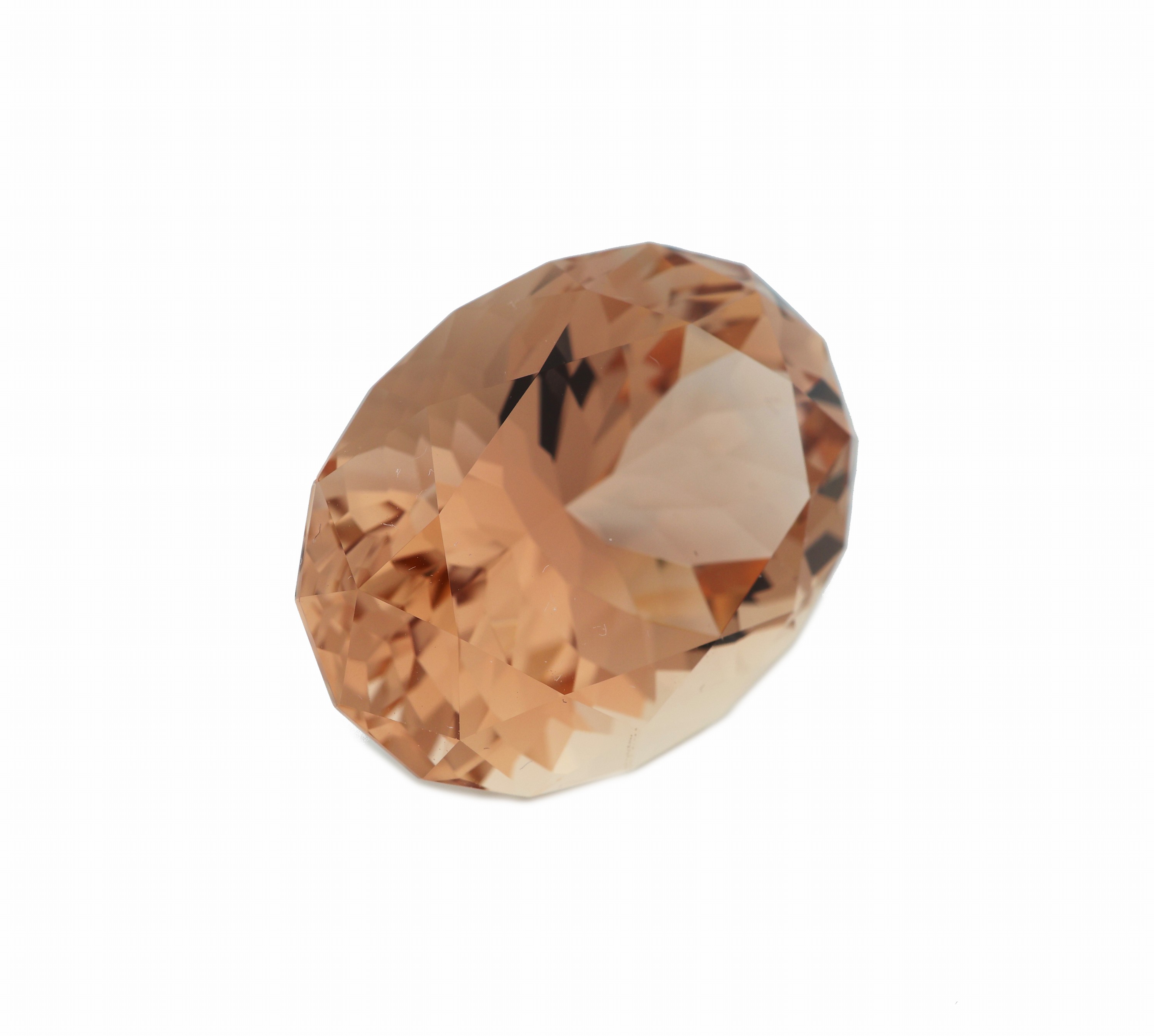 Detail a: Loser Imperial Topas, ca. 41.0 ct, oval- facett., ca. 24.00 x 18.00 x 13.40 mm