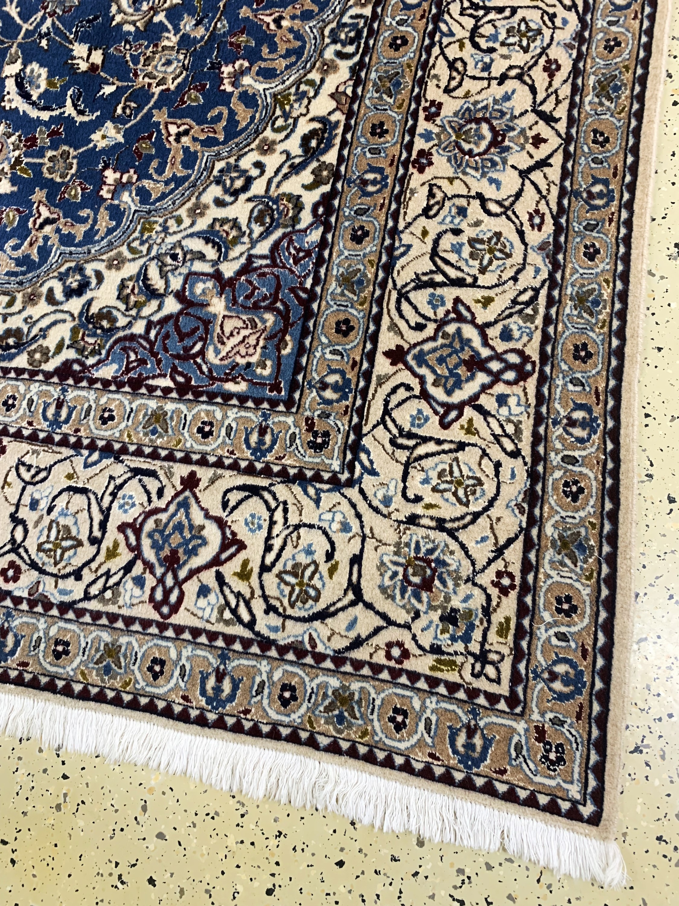 Detail a: Nain fein(9 La), Persien, Ende 20.Jhd, Wolle mit Seide, ca. 325 x 214 cm, gereinigt, EHZ: 2