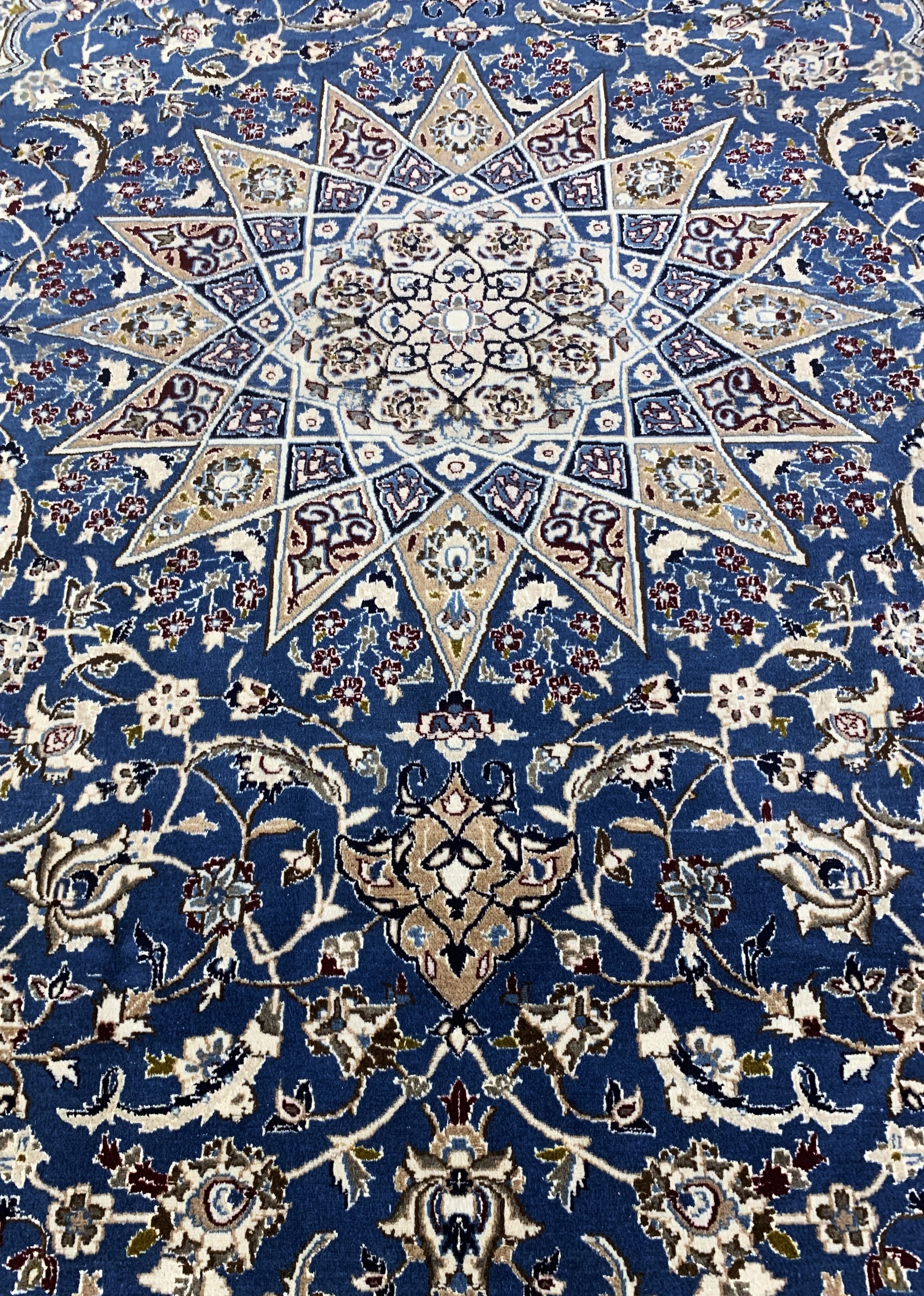 Detail h: Nain fein(9 La), Persien, Ende 20.Jhd, Wolle mit Seide, ca. 325 x 214 cm, gereinigt, EHZ: 2