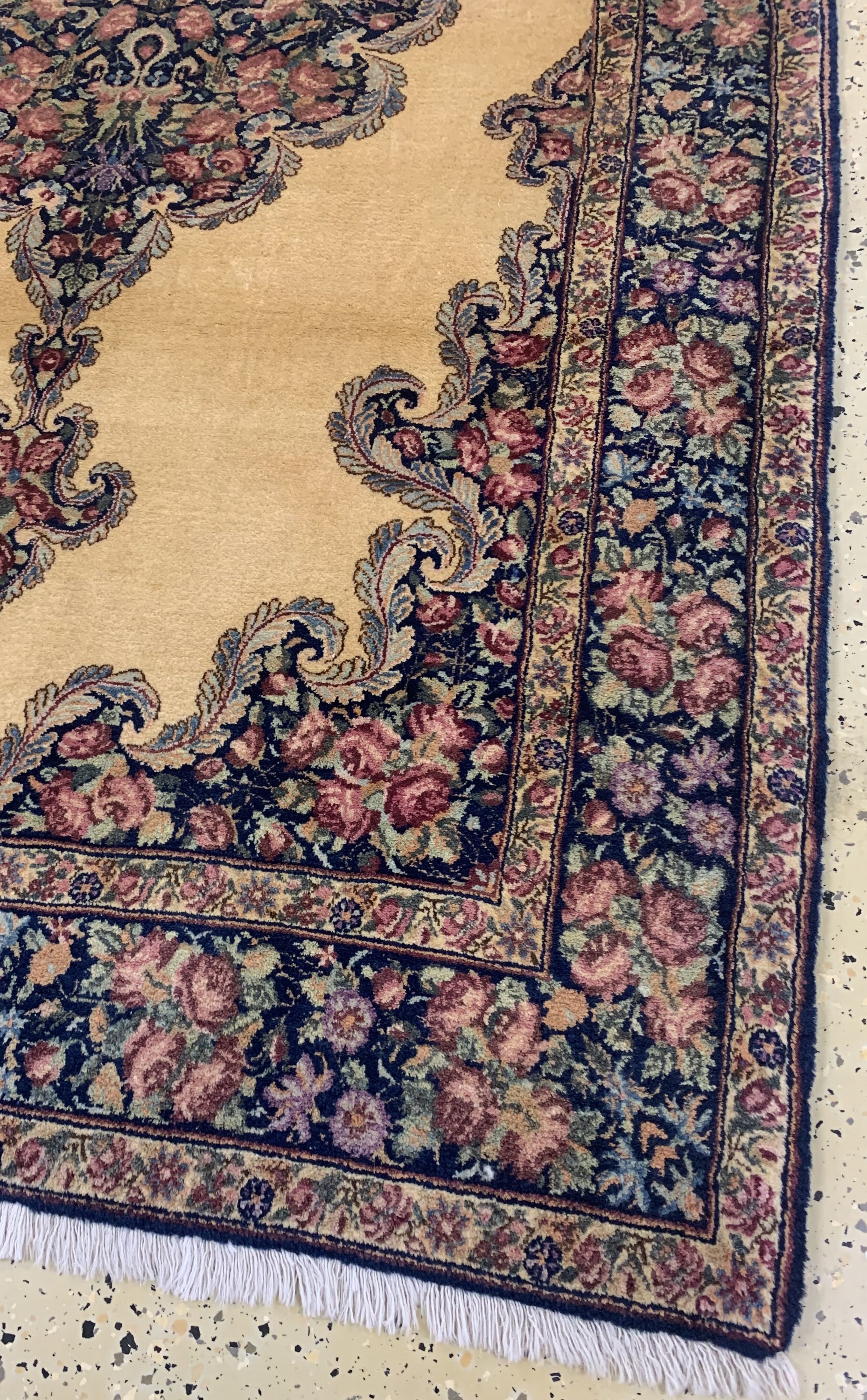 Detail a: Kerman"Lawar"Kork fein, Persien, Mitte 20.Jhd, Korkwolle auf Baumwolle, ca. 215 x 120cm, gereinigt, EHZ: 2