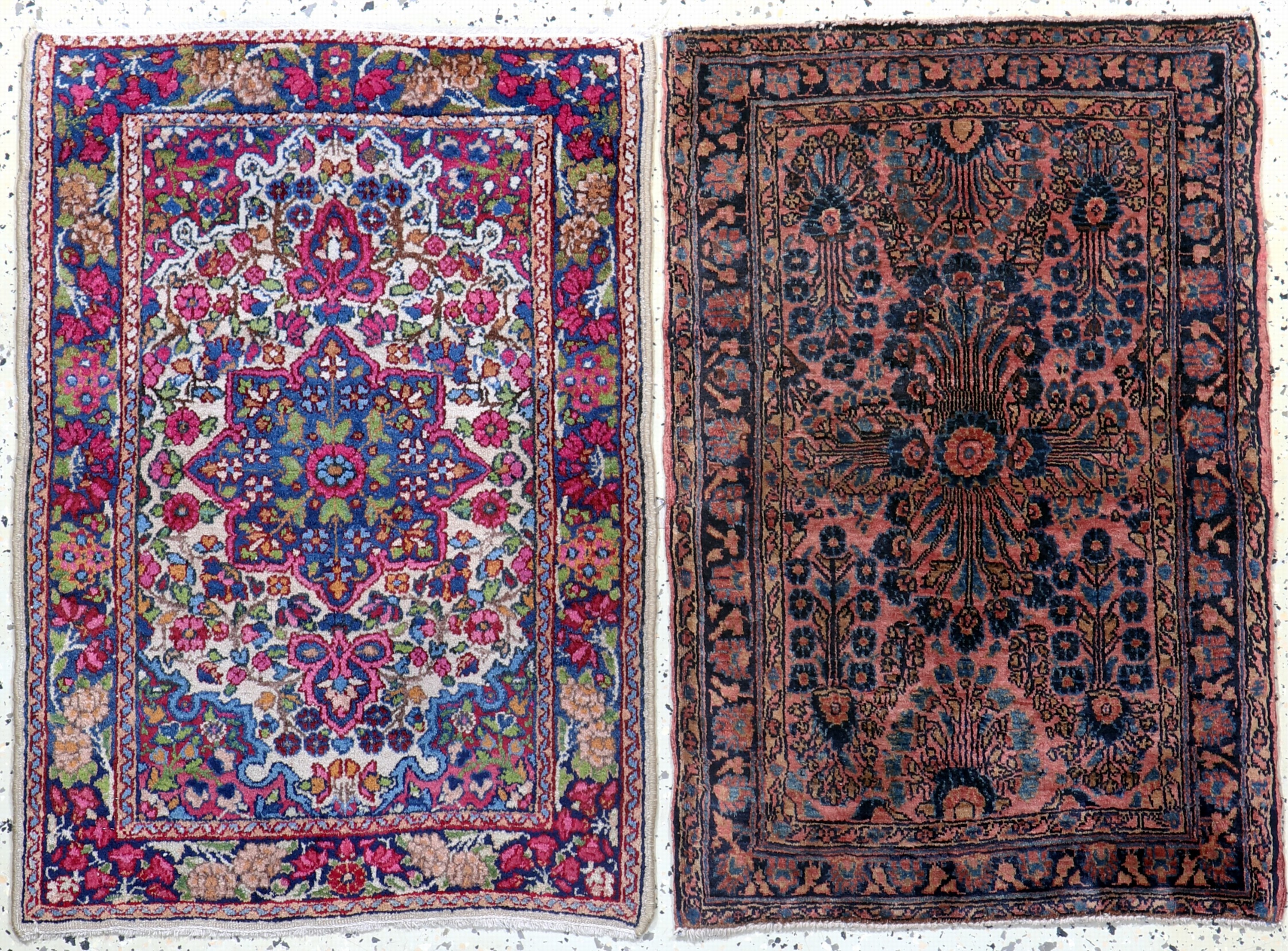 2 antike Persische Poshtis, Kerman & Sarogh, um 1900, Wolle auf Baumwolle, ca. 85 x60 cm, EHZ: 2