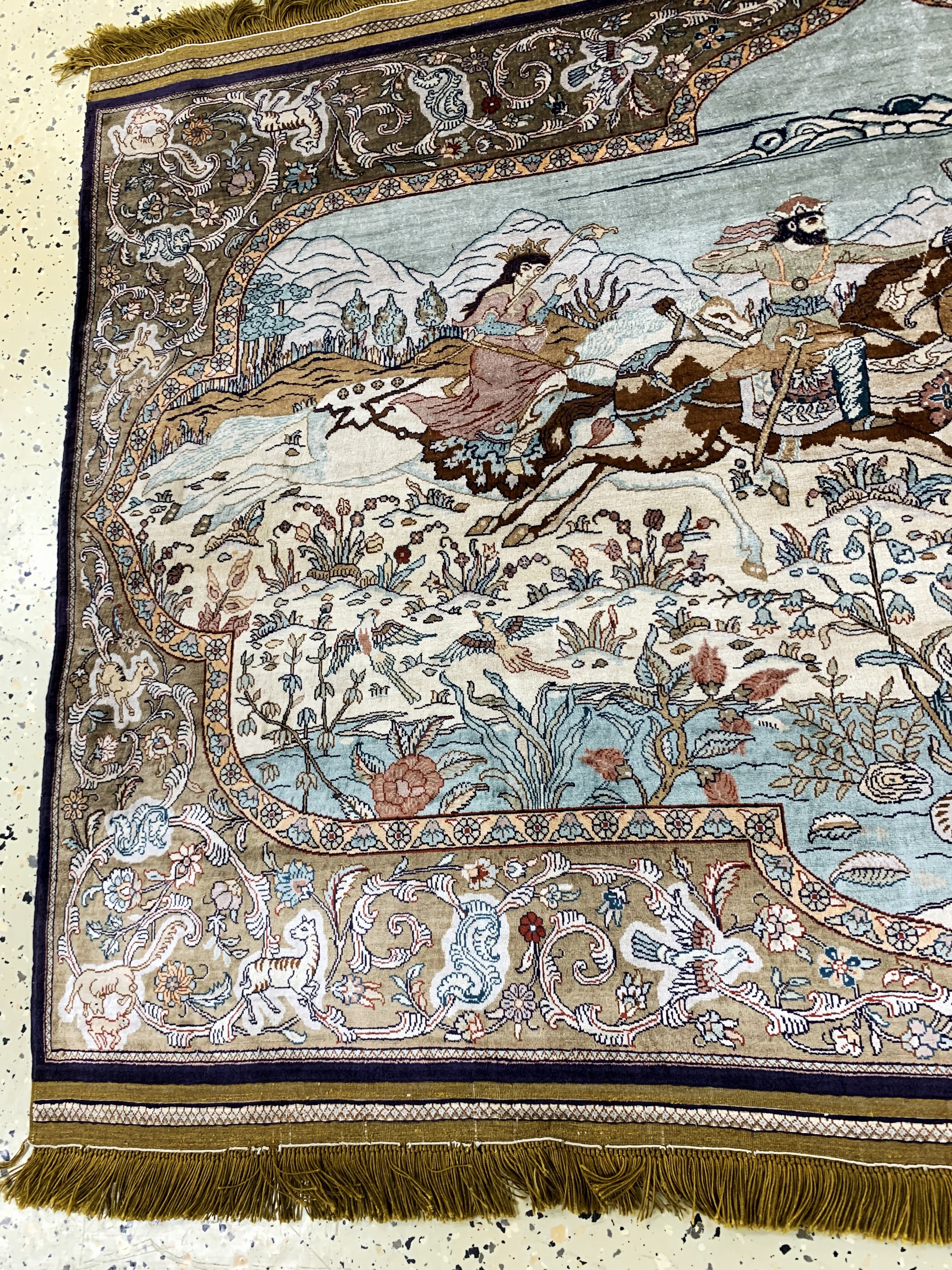 Detail c: Hereke Seide fein, China, Mitte 20 Jhd, reine Naturseide, ca. 140 x 95 cm, ca. 1,0 Mio. Kn/qm, EHZ: 1-2