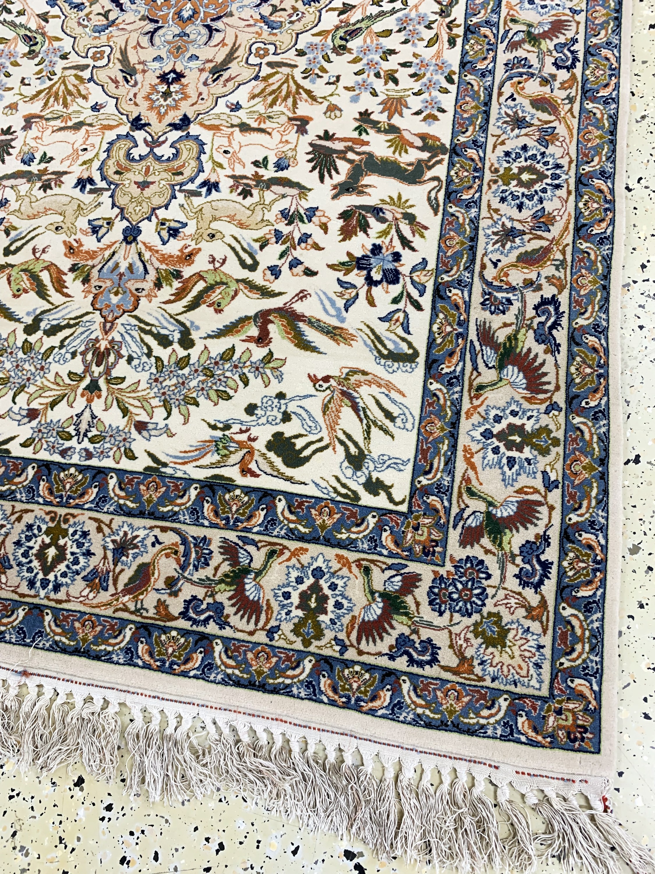 Detail d: Esfahan fein(10 Kheft), Persien, Anfang 20.Jhd, Korkwolle auf Seide, ca. 155 x 110 cm,ca. 1,0 Mio. Kn/qm, EHZ: 1-2