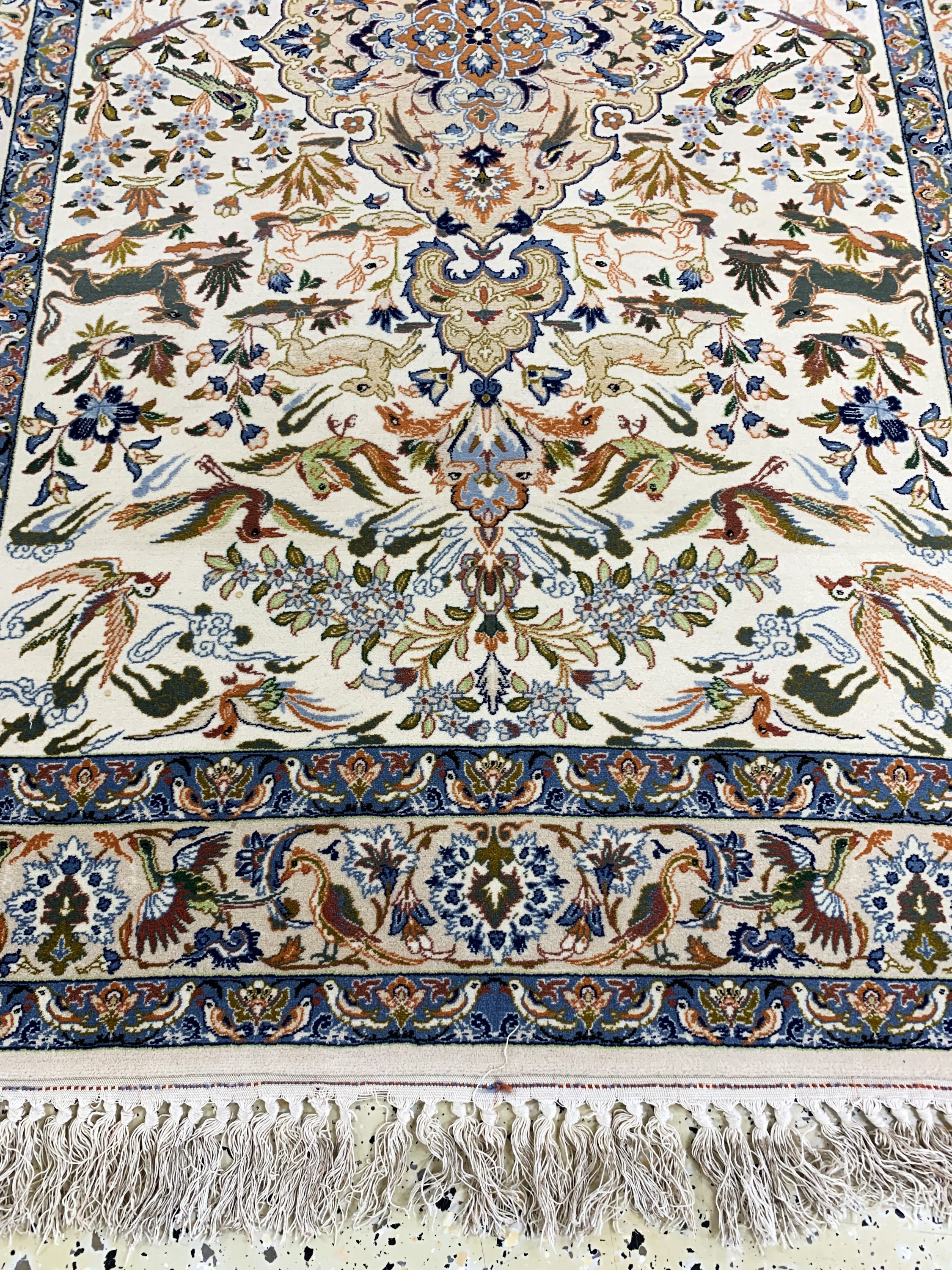 Detail f: Esfahan fein(10 Kheft), Persien, Anfang 20.Jhd, Korkwolle auf Seide, ca. 155 x 110 cm,ca. 1,0 Mio. Kn/qm, EHZ: 1-2