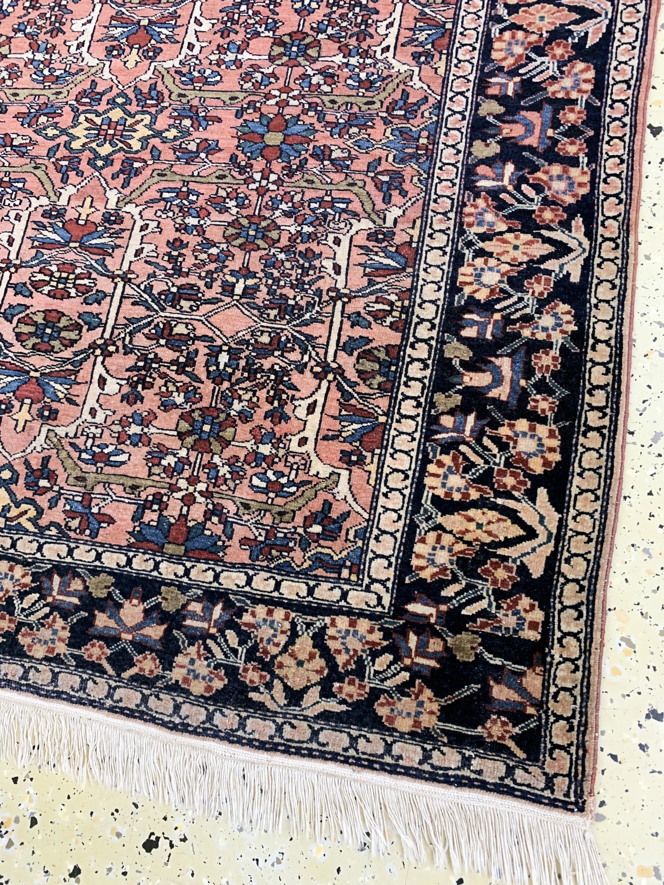 Detail d: Antiker Farahan, Persien, um 1900, Wolle auf Baumwolle, ca. 150 x 105 cm, EHZ: 2, (Abschlüsse restauriert)
