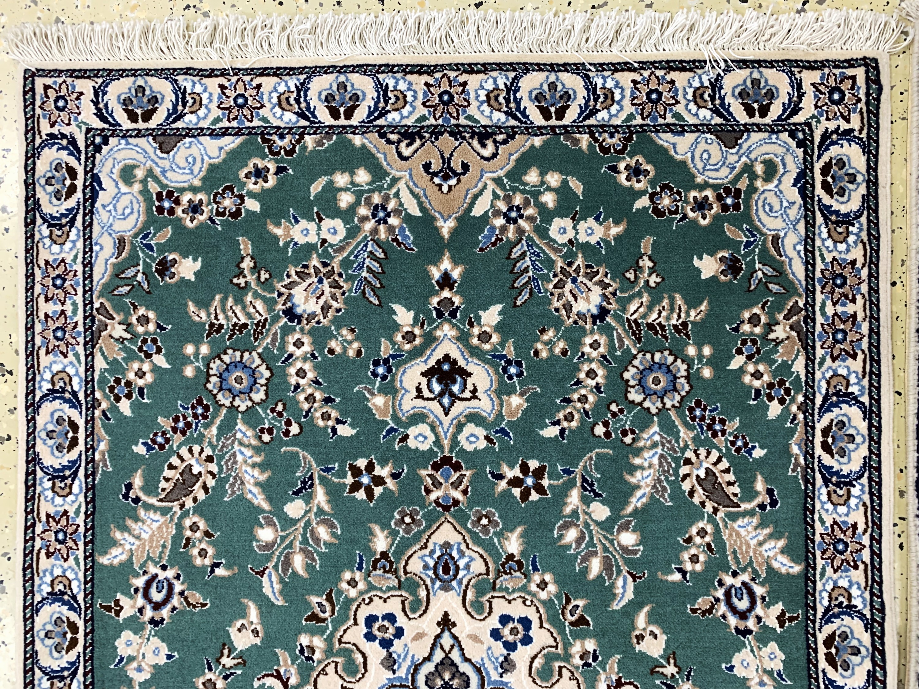 Detail a: 1 paar Nain, Persien, Ende 20.Jhd, Wolle mit Seide, ca. 130 x 90 cm, EHZ: 1-2