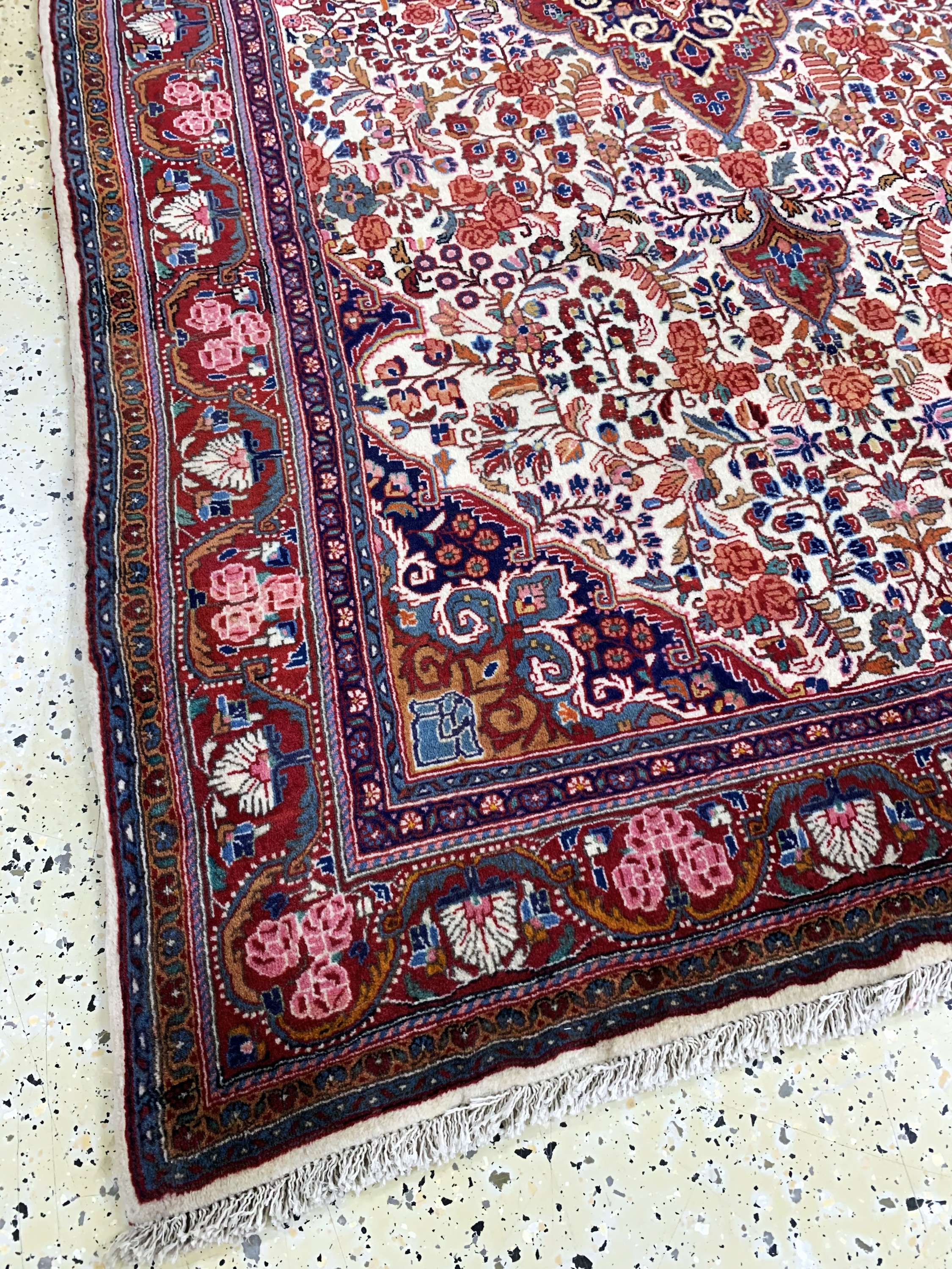Detail d: Ghiasabad Kork fein, Persien, Mitte 20.Jhd,Korkwolle auf Baumwolle, ca. 214 x 136 cm, EHZ: 1-2