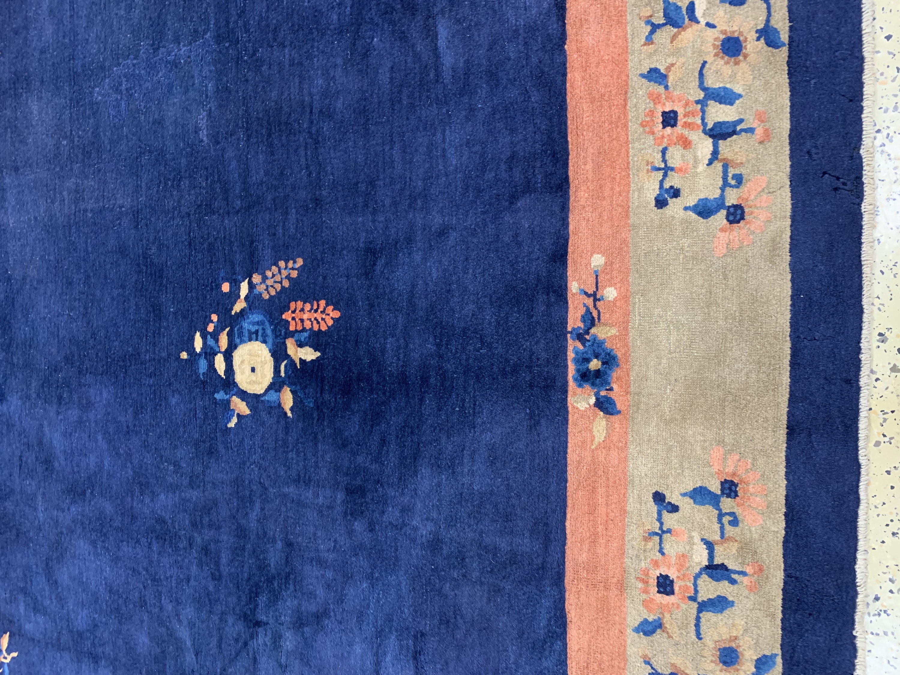 Detail b: Peking antik, China, um 1900, Wolle auf Baumwolle, ca. 575 x 377 cm, gereinigt, EHZ: 3, (mehrere restaurierungen)