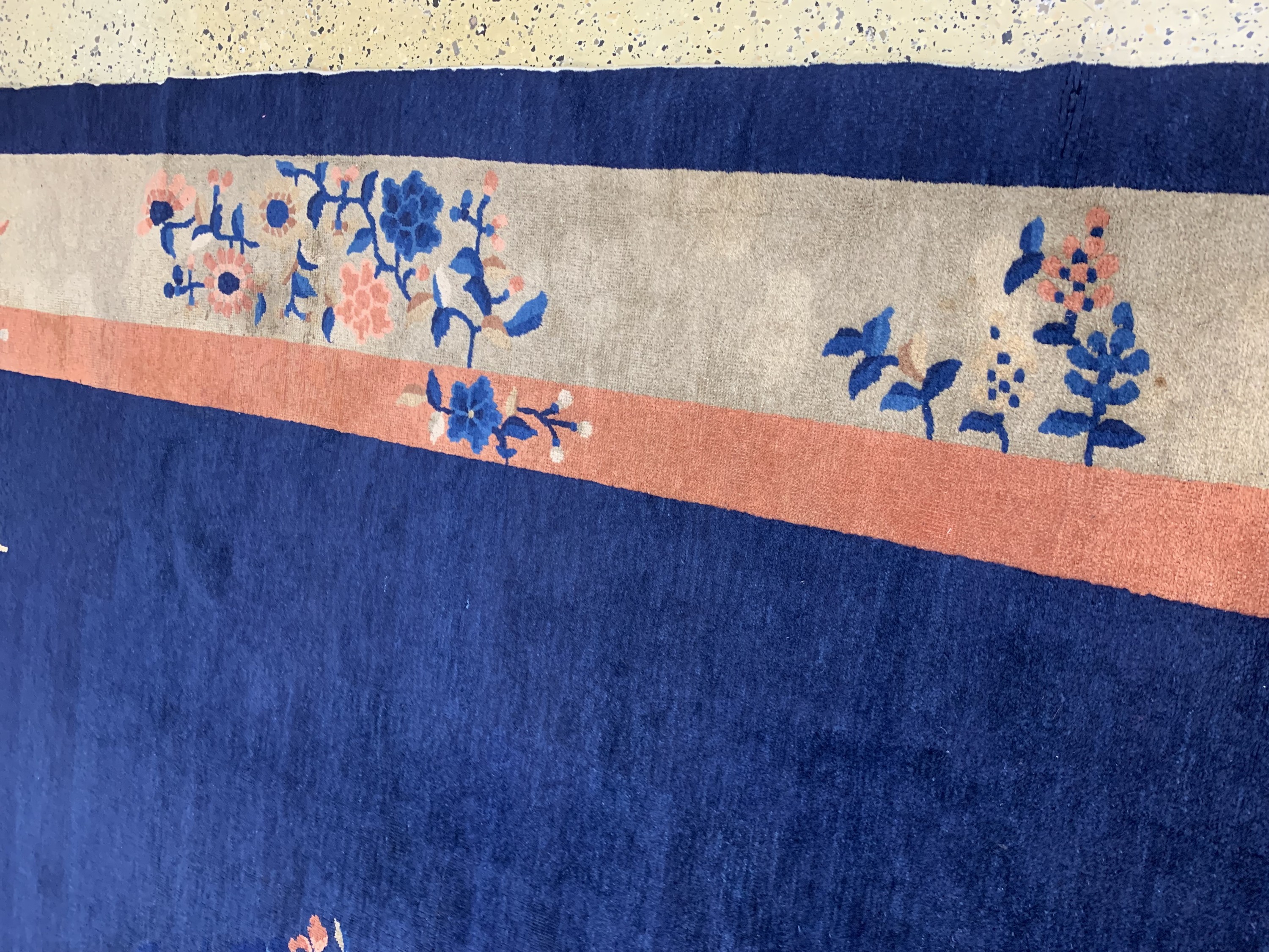 Detail i: Peking antik, China, um 1900, Wolle auf Baumwolle, ca. 575 x 377 cm, gereinigt, EHZ: 3, (mehrere restaurierungen)