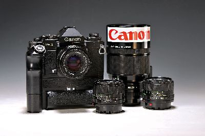 Image 26975938 - Konvolut Canon: Kamera F-1 70er Jahre mit Motor und vier Objektiven: Canon FD 24mm ...