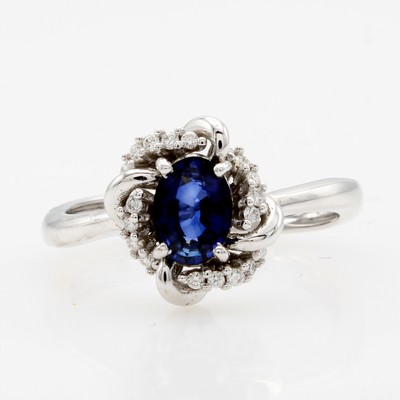 Image Ring mit Saphir und Brillanten, WG 750/000, Ringkopf mit verschlungenen Elementen, ...