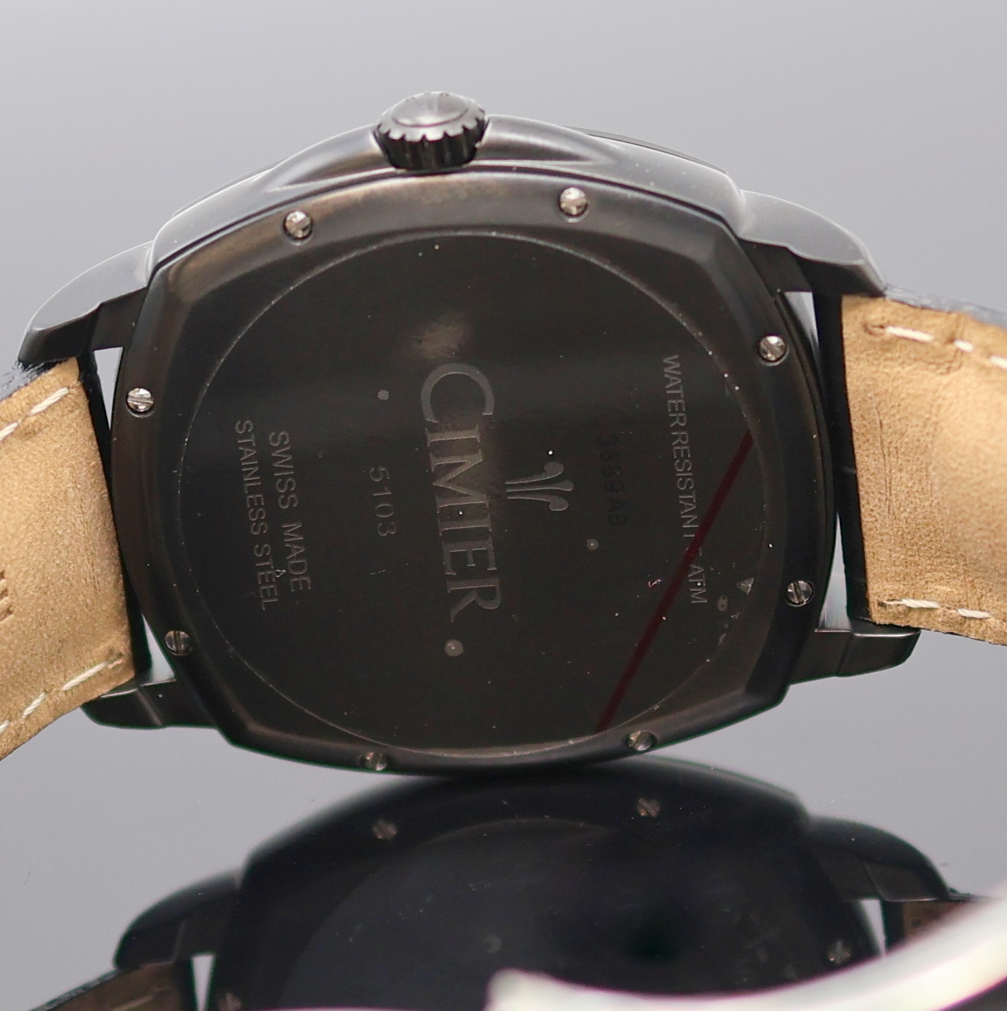 Detail e: CIMIER Jours Retrogrades Herrenarmbanduhr Referenz 5103, Schweiz um 2020, quarz, geschw. Edelstahlgeh., Boden 8-fach verschr., orig. Lederband m. ...
