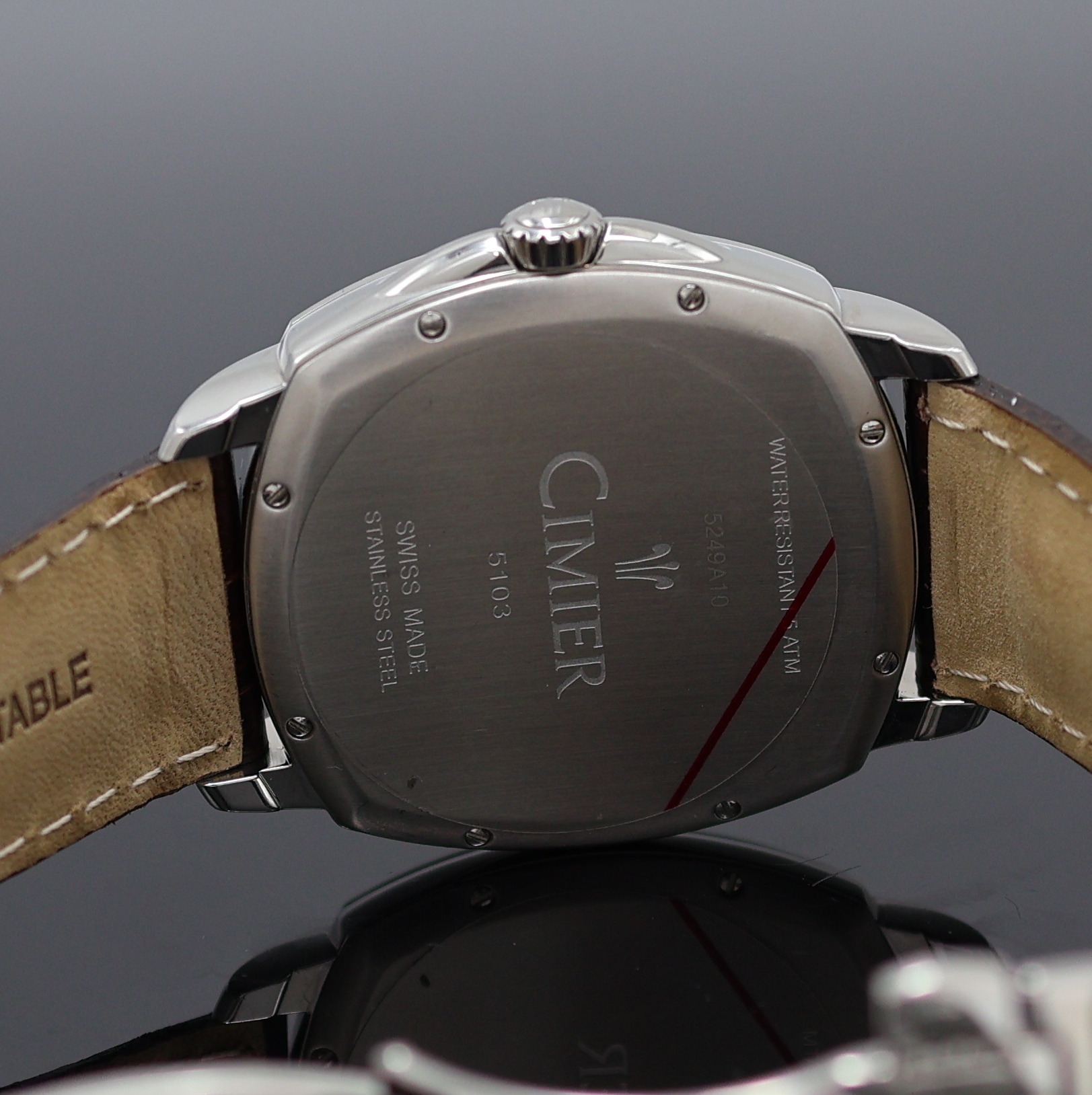 Detail e: CIMIER Jours Retrogrades Herrenarmbanduhr Referenz 5103, Schweiz um 2020, quarz, Edelstahlgeh., Boden 8-fach verschr., orig. Lederband m. Faltschl., ...