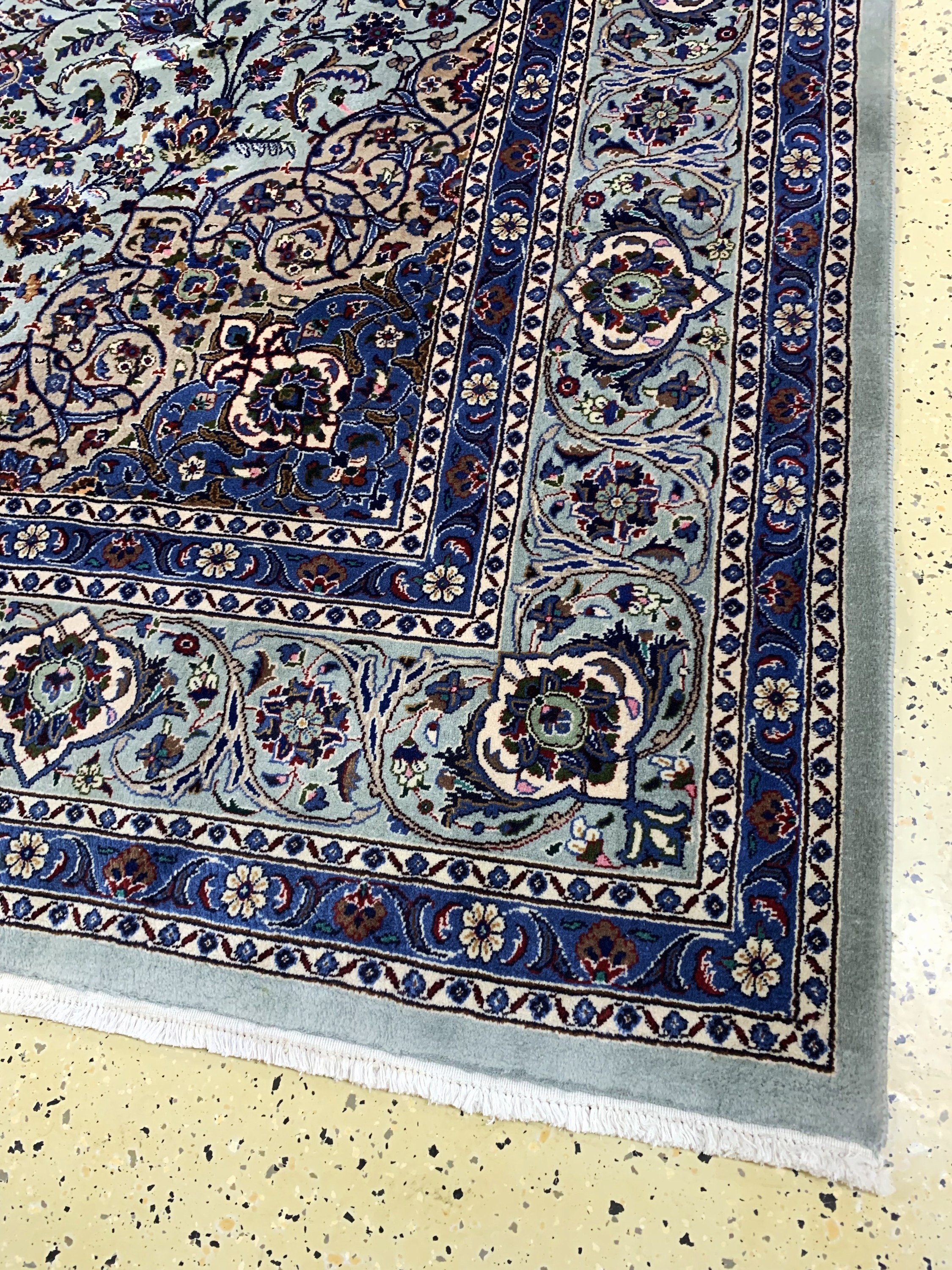 Detail a: Kaschmar, Persien, Mitte 20.Jhd, Wolle auf Baumwolle, ca. 345 x 250 cm, gereinigt, EHZ: 1-2