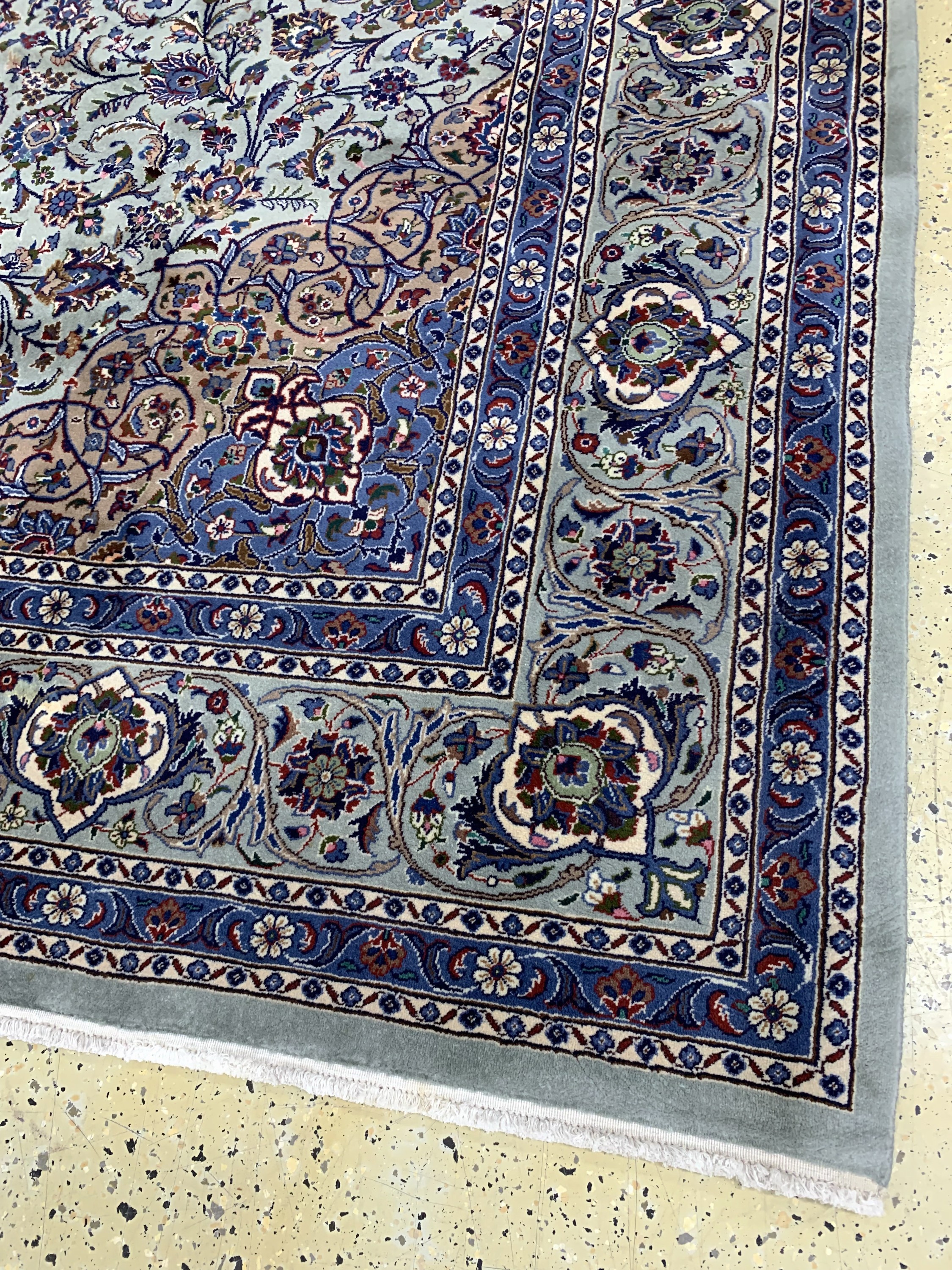 Detail e: Kaschmar, Persien, Mitte 20.Jhd, Wolle auf Baumwolle, ca. 345 x 250 cm, gereinigt, EHZ: 1-2