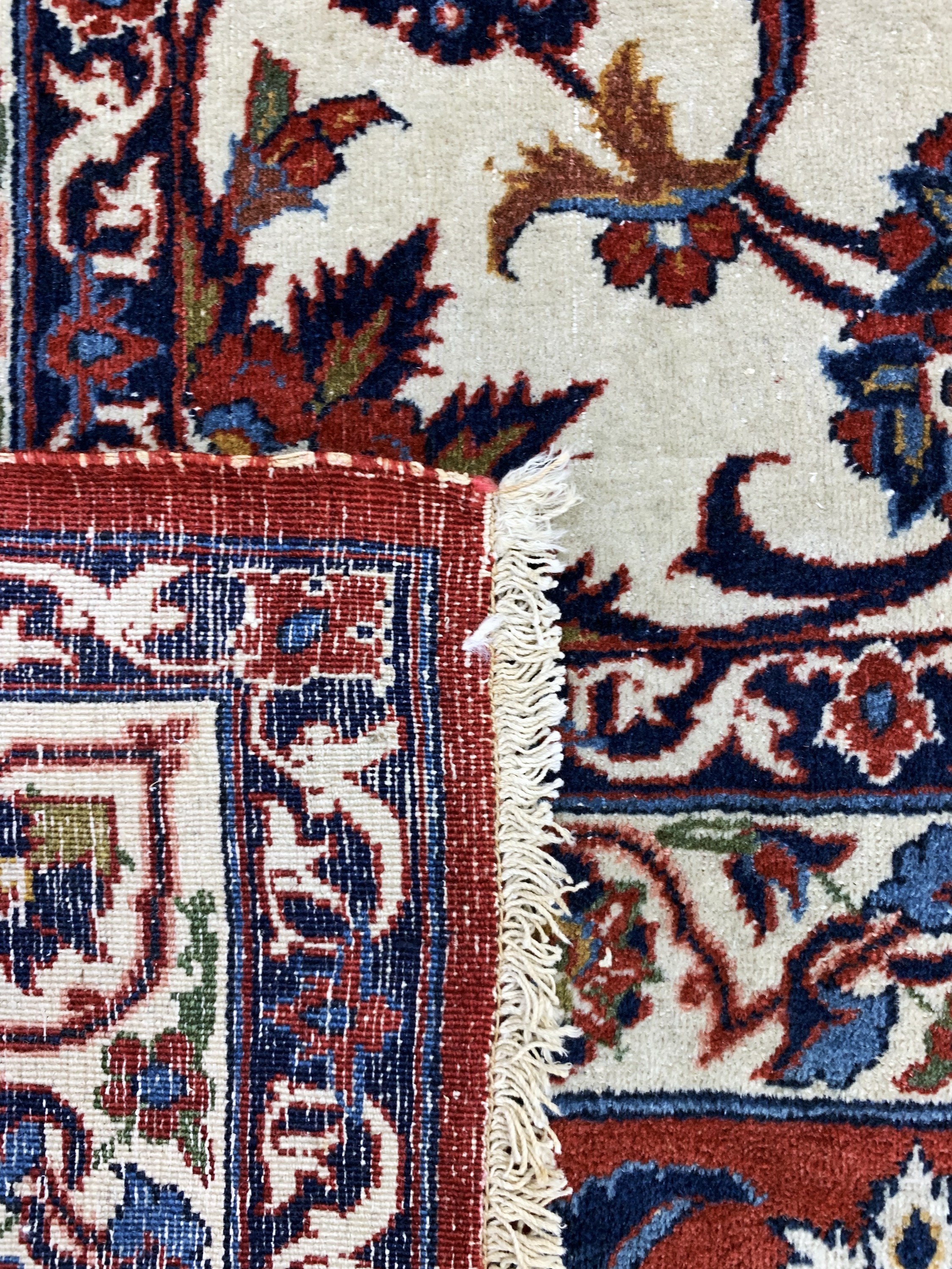 Detail j: Najafabad, Persien, Mitte 20.Jhd, Wolle aufBaumwolle, ca. 450 x 322 cm, EHZ: 2