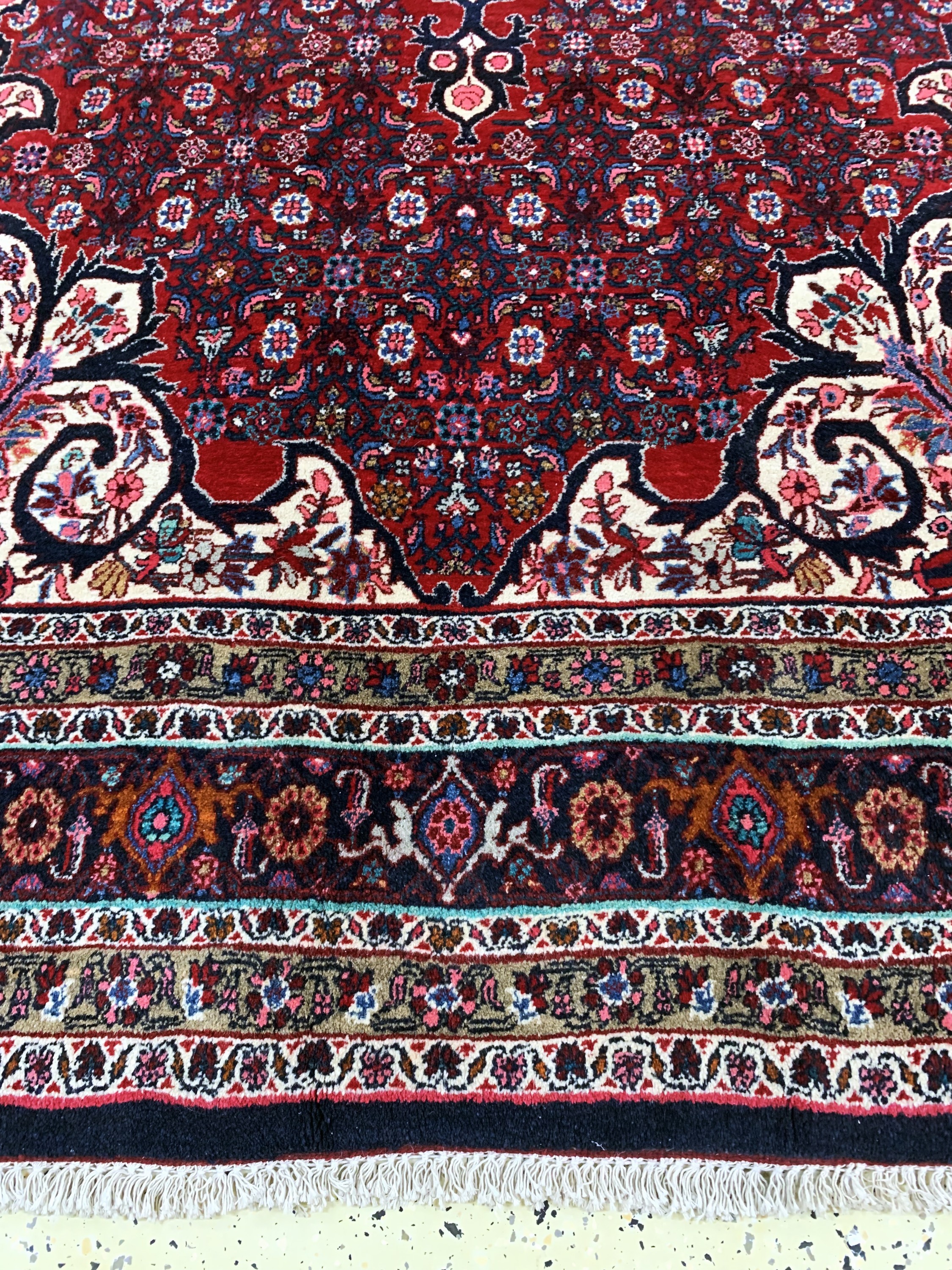 Detail b: Bidjar alt, Persien, Mitte 20.Jhd, Wolle auf Baumwolle, ca. 345 x 205 cm, gereinigt, EHZ: 1-2