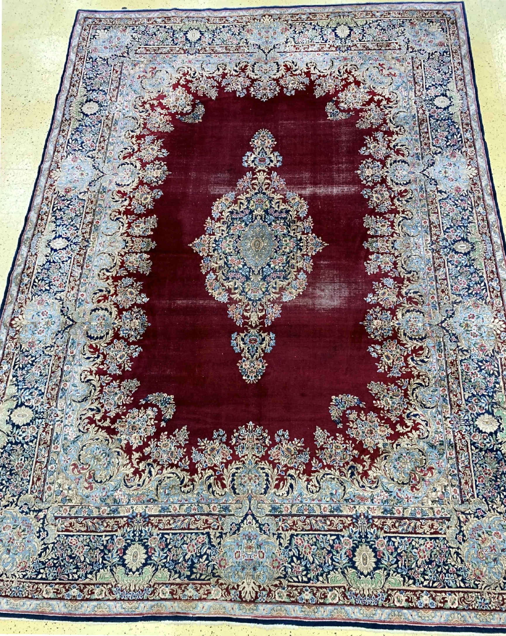 Image 26976263 - Kerman´Lawar´alt, Persien, Anfang 20.Jhd, Wolle auf Baumwolle, ca. 500 x 360 cm, EHZ: 4 ...