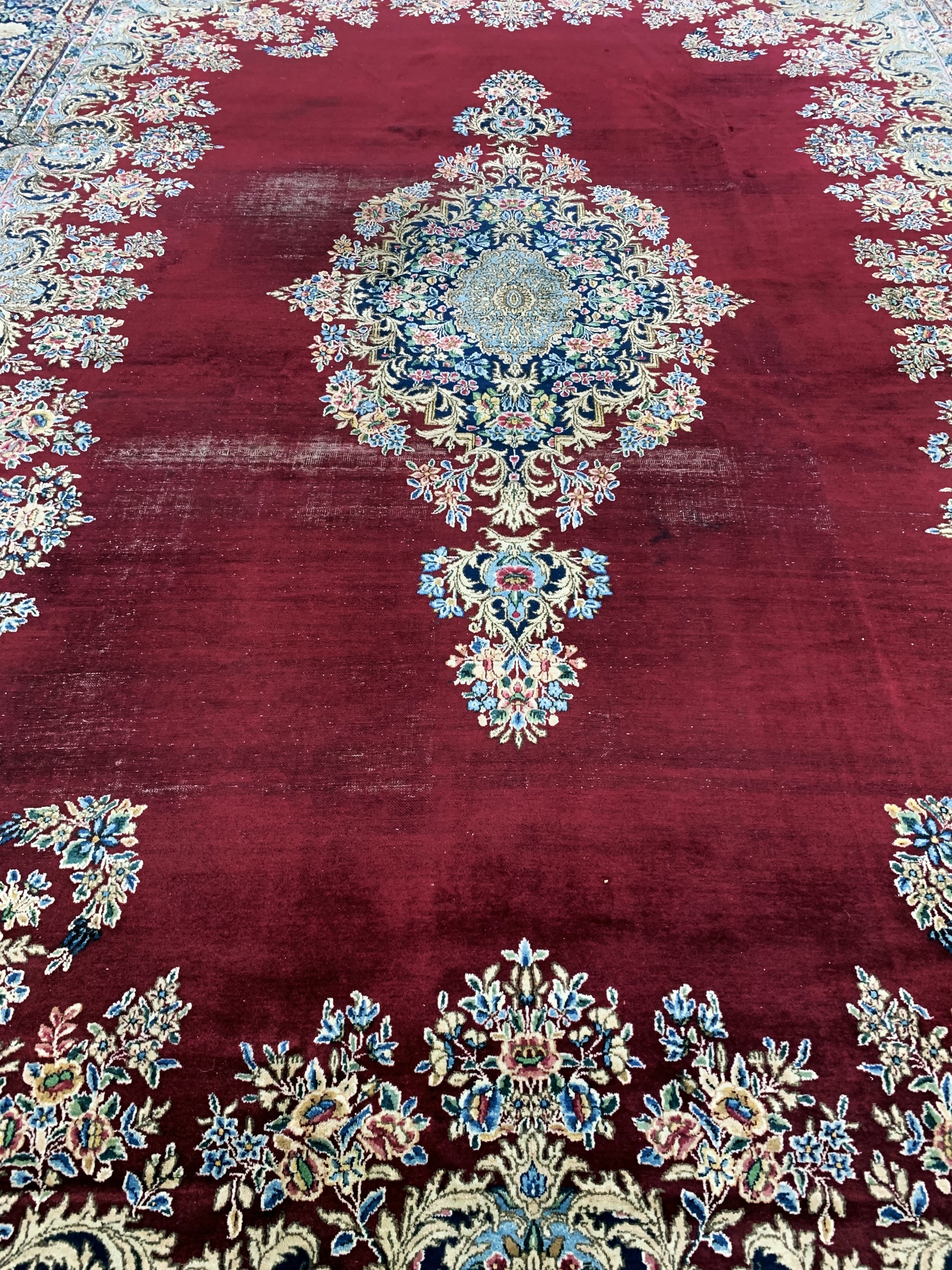 Detail j: Kerman"Lawar"alt, Persien, Anfang 20.Jhd, Wolle auf Baumwolle, ca. 500 x 360 cm, EHZ: 4