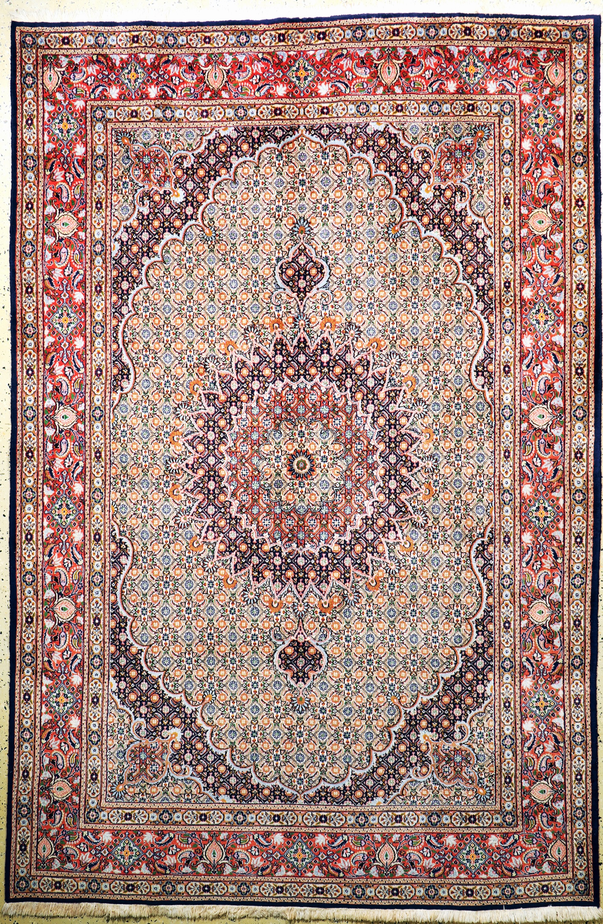 Mud fein, Persien, Ende 20.Jhd, Korkwolle mit Seide, ca. 295 x 194 cm, gereinigt, EHZ: 2(Mottenfraß)
