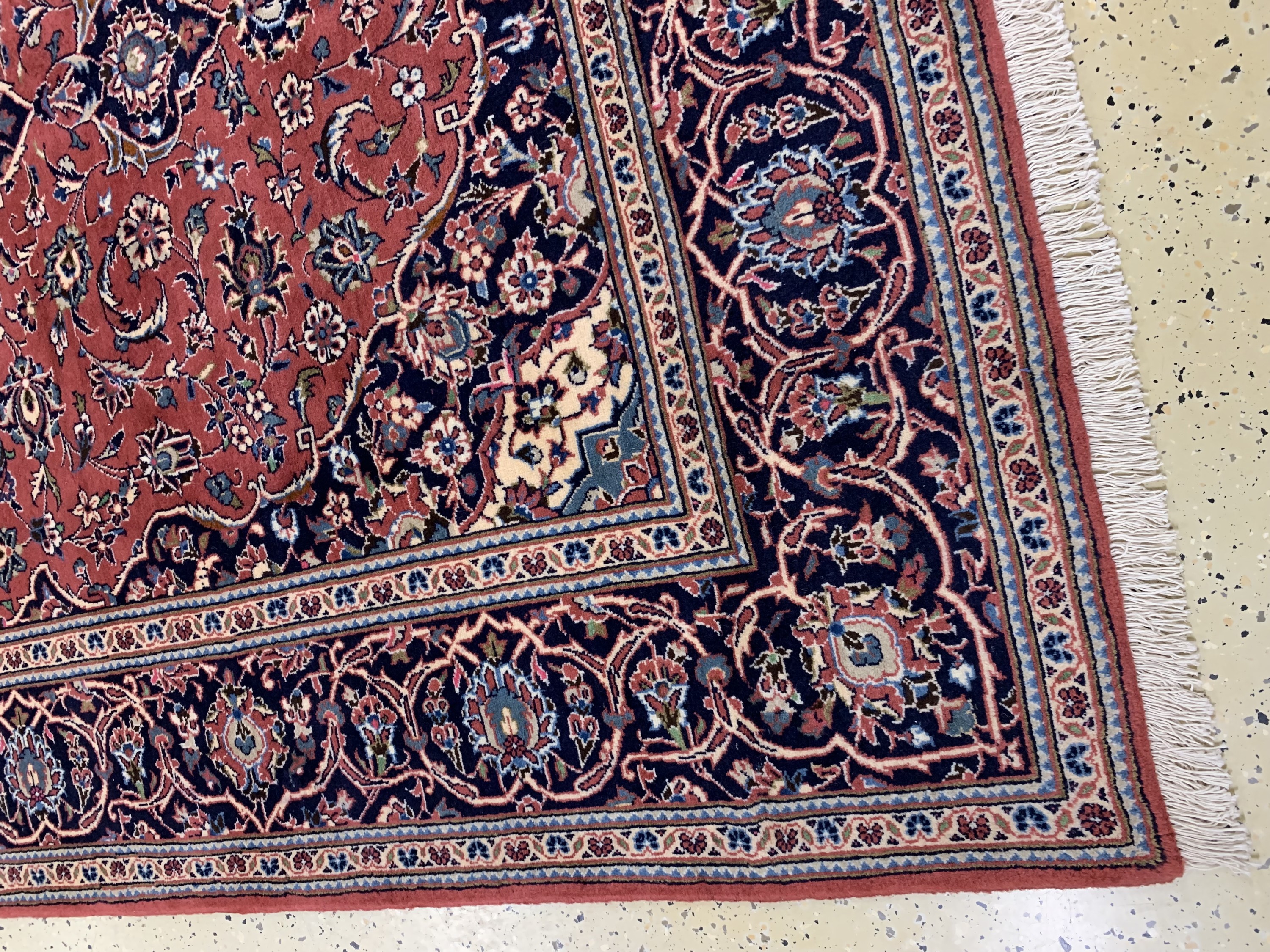 Detail c: Keschan, Persien, Ende 20.Jhd, Wolle auf Baumwolle, ca. 300 x 195 cm, nahezu neuwertig