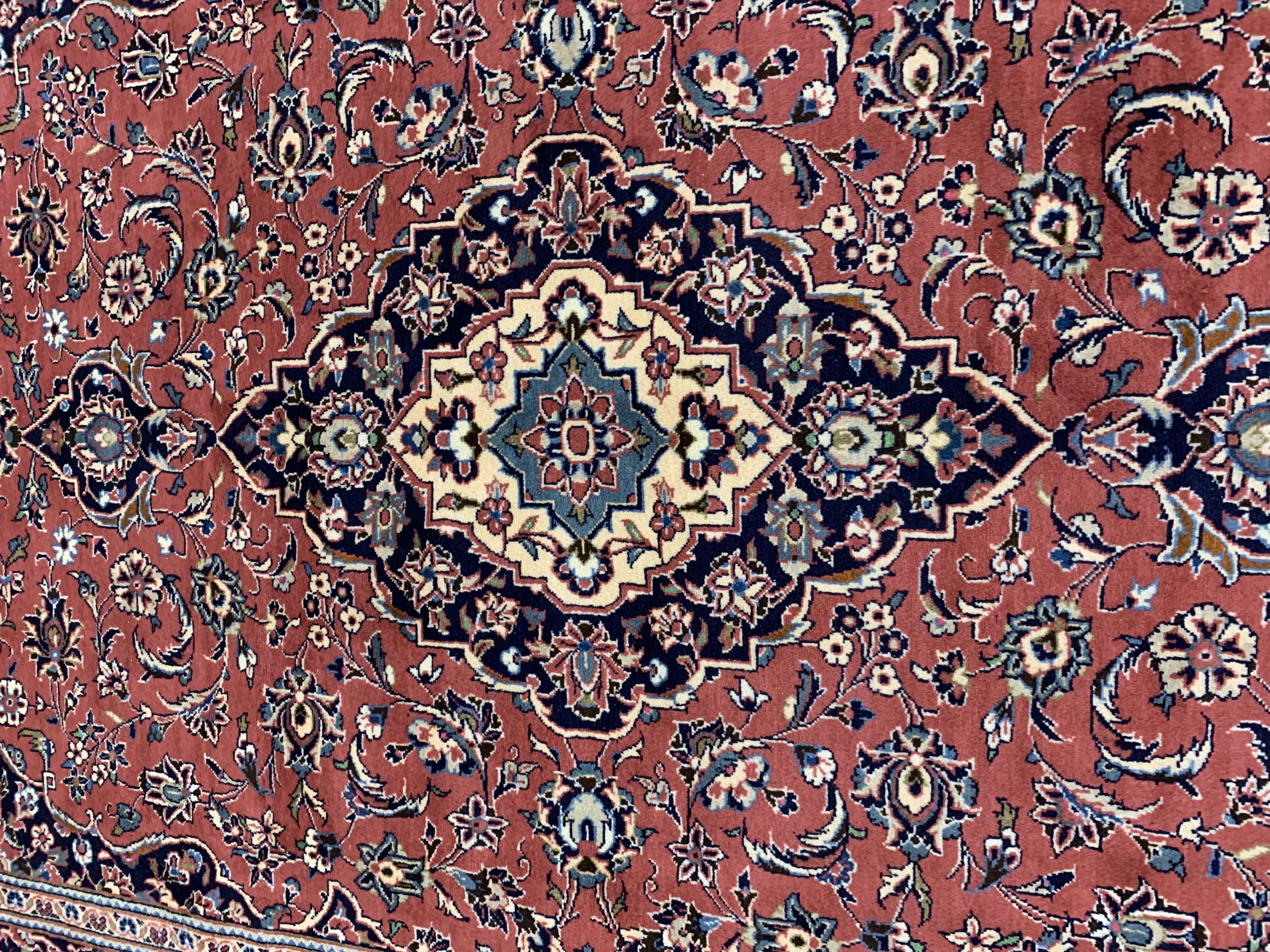 Detail d: Keschan, Persien, Ende 20.Jhd, Wolle auf Baumwolle, ca. 300 x 195 cm, nahezu neuwertig