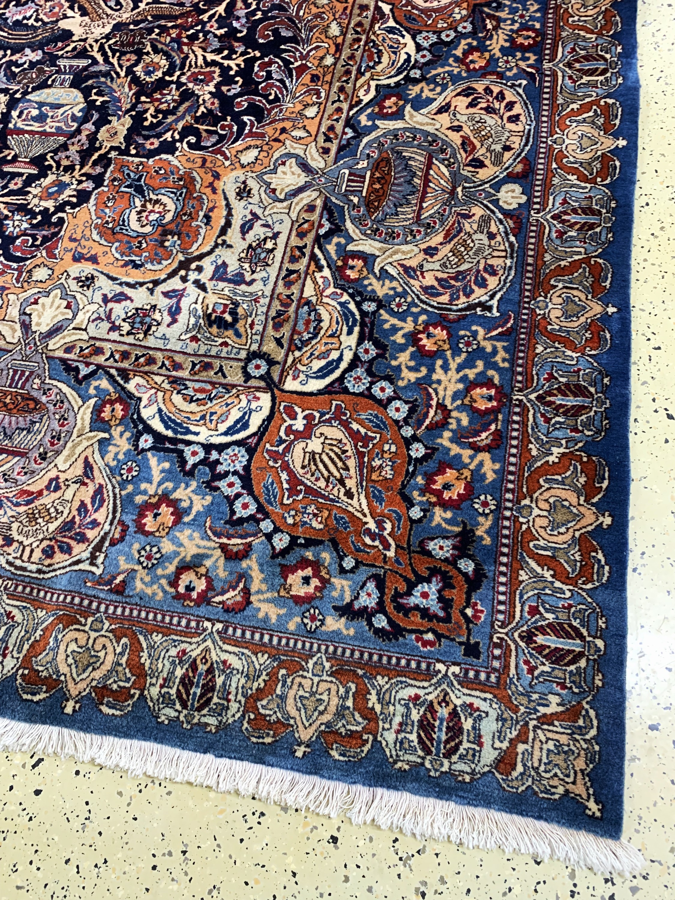 Detail a: Kaschmar alt, Persien, Mitte 20.Jhd, Wolle auf Baumwolle, ca. 390 x 297 cm, nahezu neuwertig