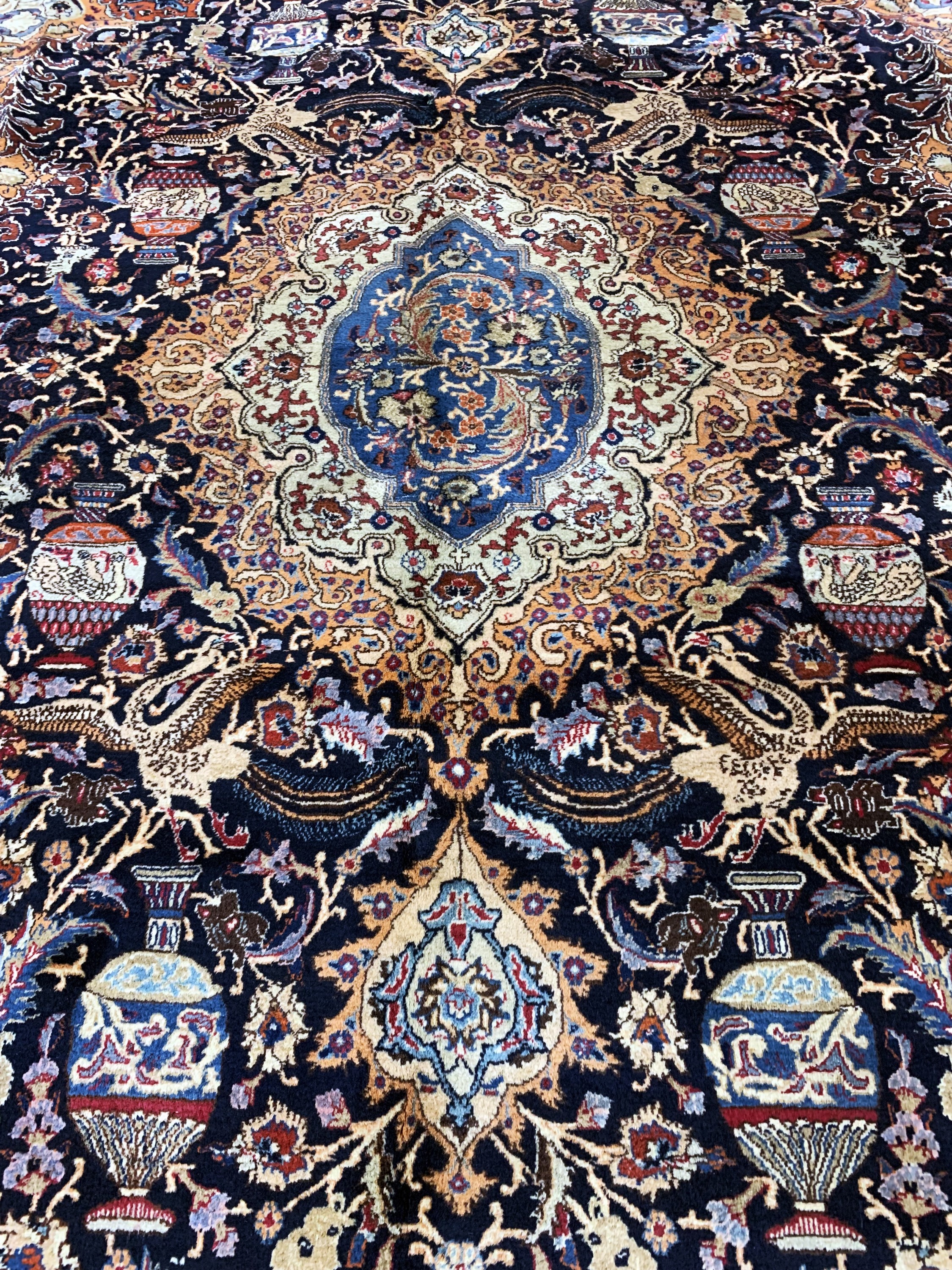 Detail d: Kaschmar alt, Persien, Mitte 20.Jhd, Wolle auf Baumwolle, ca. 390 x 297 cm, nahezu neuwertig