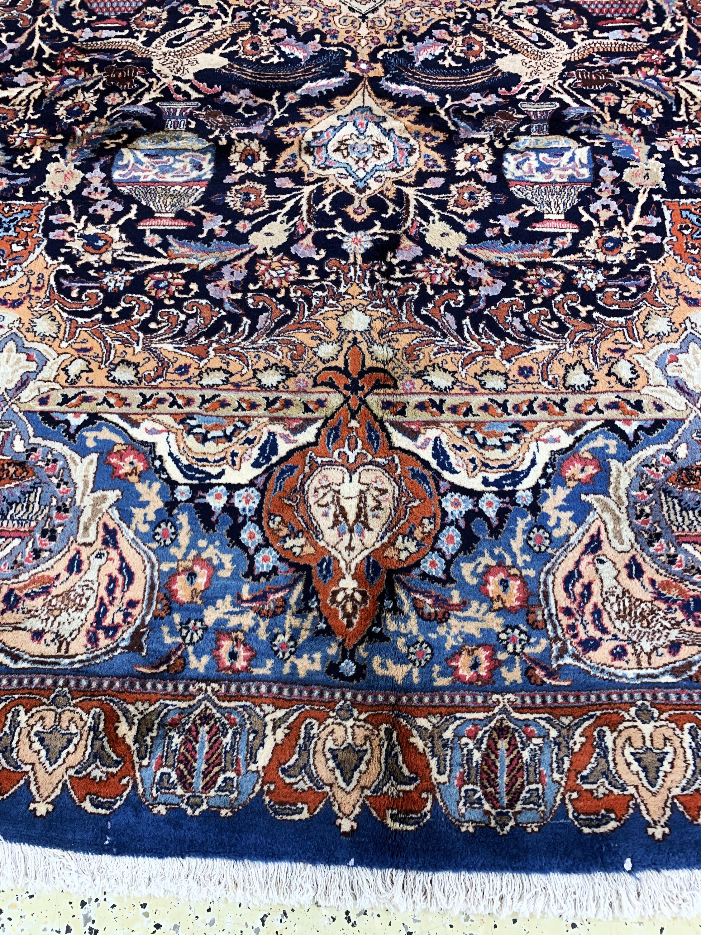 Detail f: Kaschmar alt, Persien, Mitte 20.Jhd, Wolle auf Baumwolle, ca. 390 x 297 cm, nahezu neuwertig