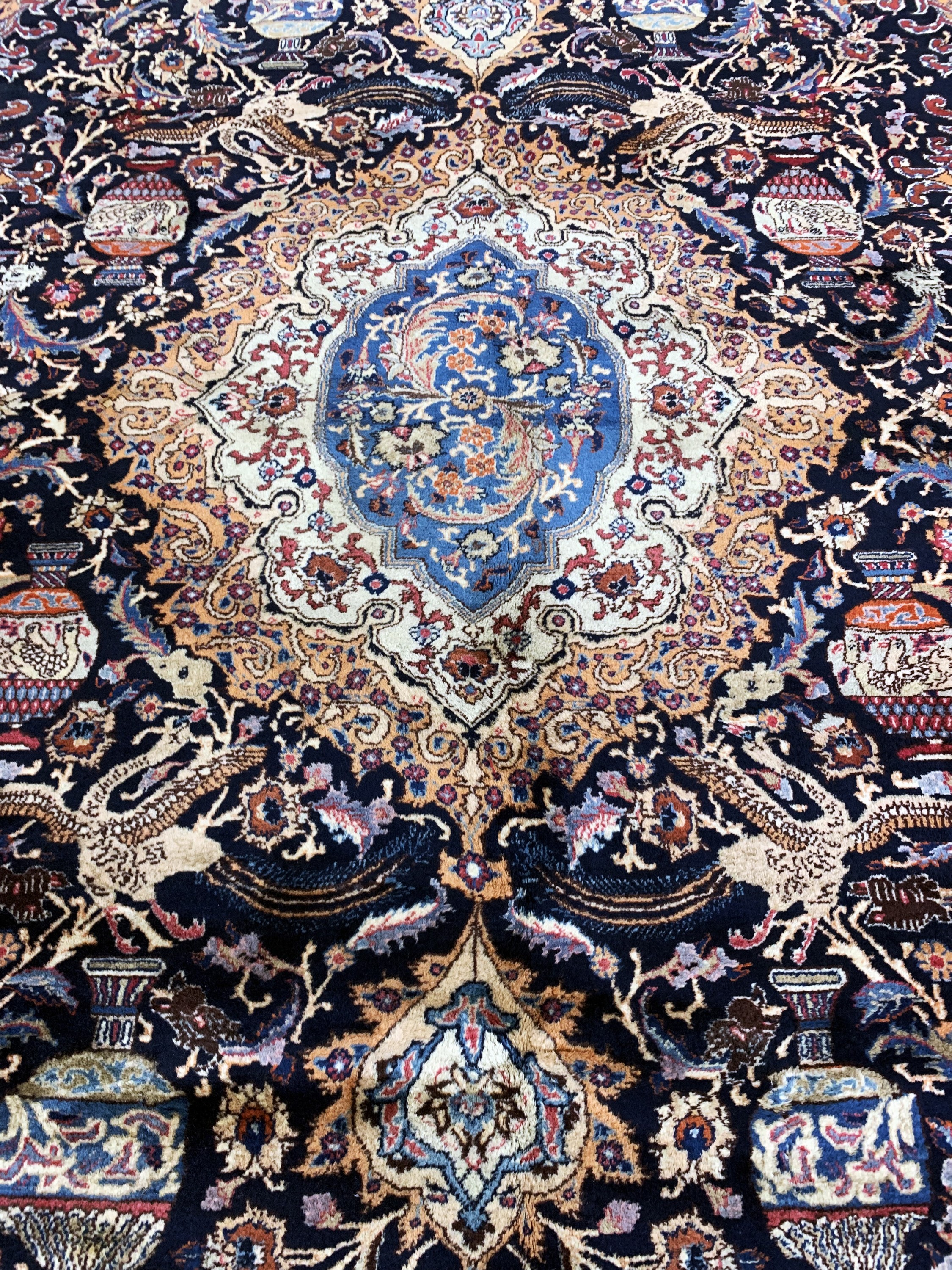Detail h: Kaschmar alt, Persien, Mitte 20.Jhd, Wolle auf Baumwolle, ca. 390 x 297 cm, nahezu neuwertig