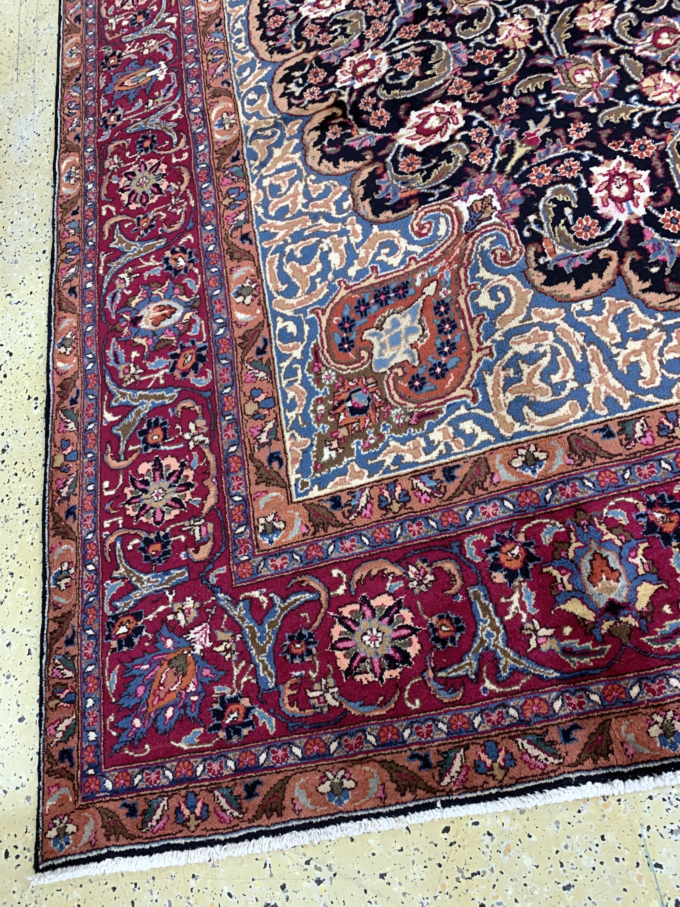 Detail g: Kaschmar, Persien, Ende 20.Jhd, Wolle auf Baumwolle, ca. 385 x 290 cm, nahezu neuwertig