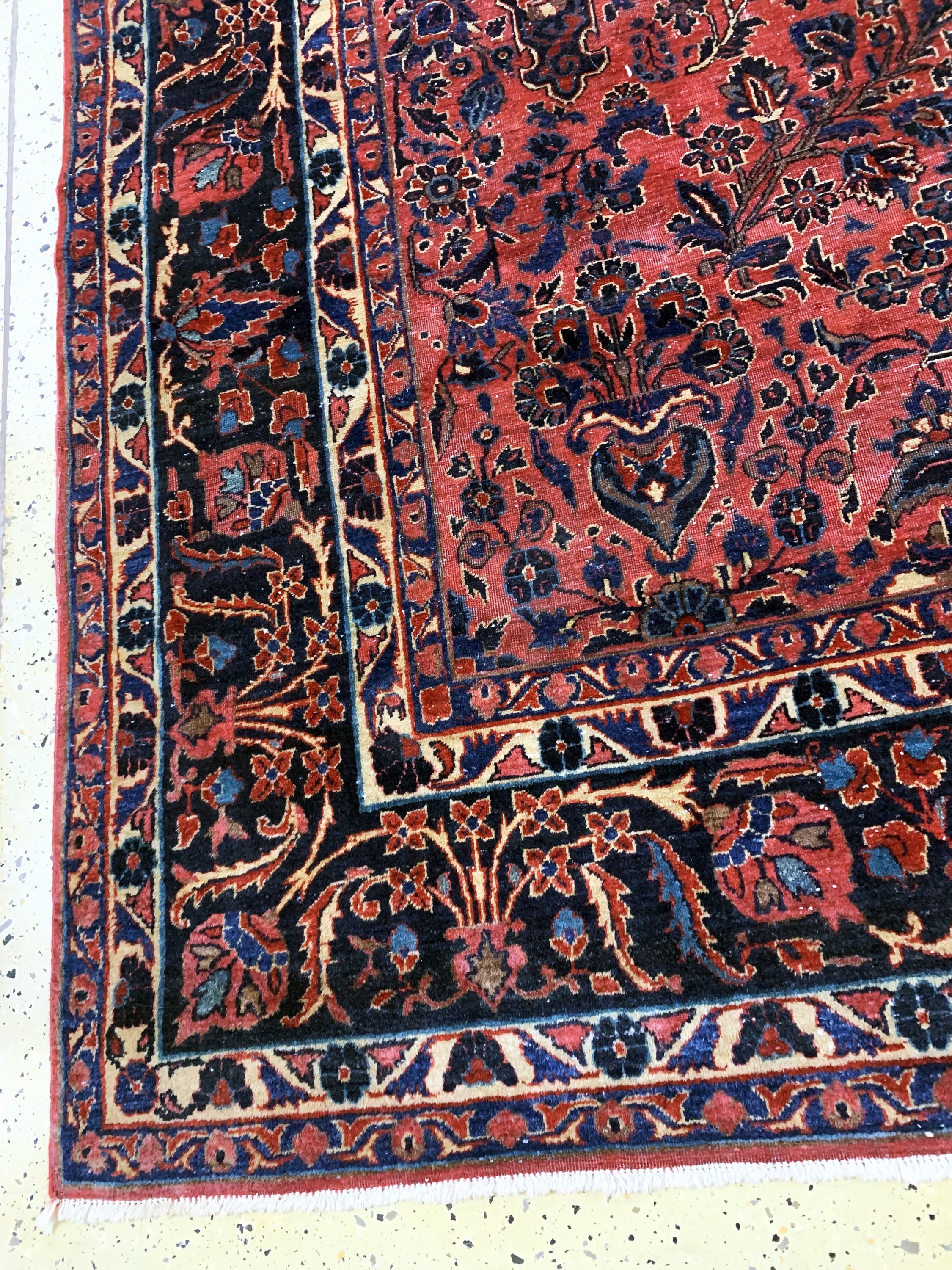 Detail c: Us Re-Import Sarogh antik, Persien, um 1900, Wolle auf Baumwolle, ca. 350 x 270 cm, EHZ: 2-3