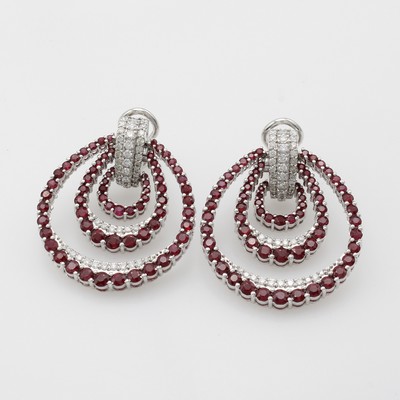 Image Paar Ohrstecker mit Rubinen und Brillanten, WG 585/000, jew. 3 eingehakte Kreise bes. m. ...
