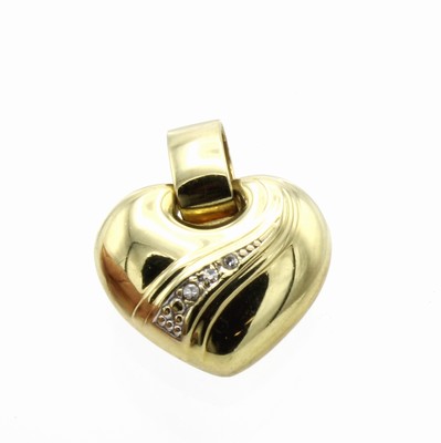 26976227a - Herzanhänger mit Diamanten, GG 585/000, 8/8 Diam. zus. ca. 0.02 ct Weiß/si ...