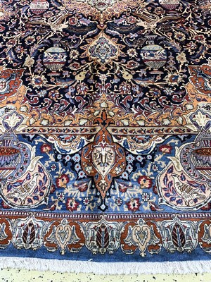 26976268b - Kaschmar alt, Persien, Mitte 20.Jhd, Wolle auf Baumwolle, ca. 390 x 297 cm, nahezu ...