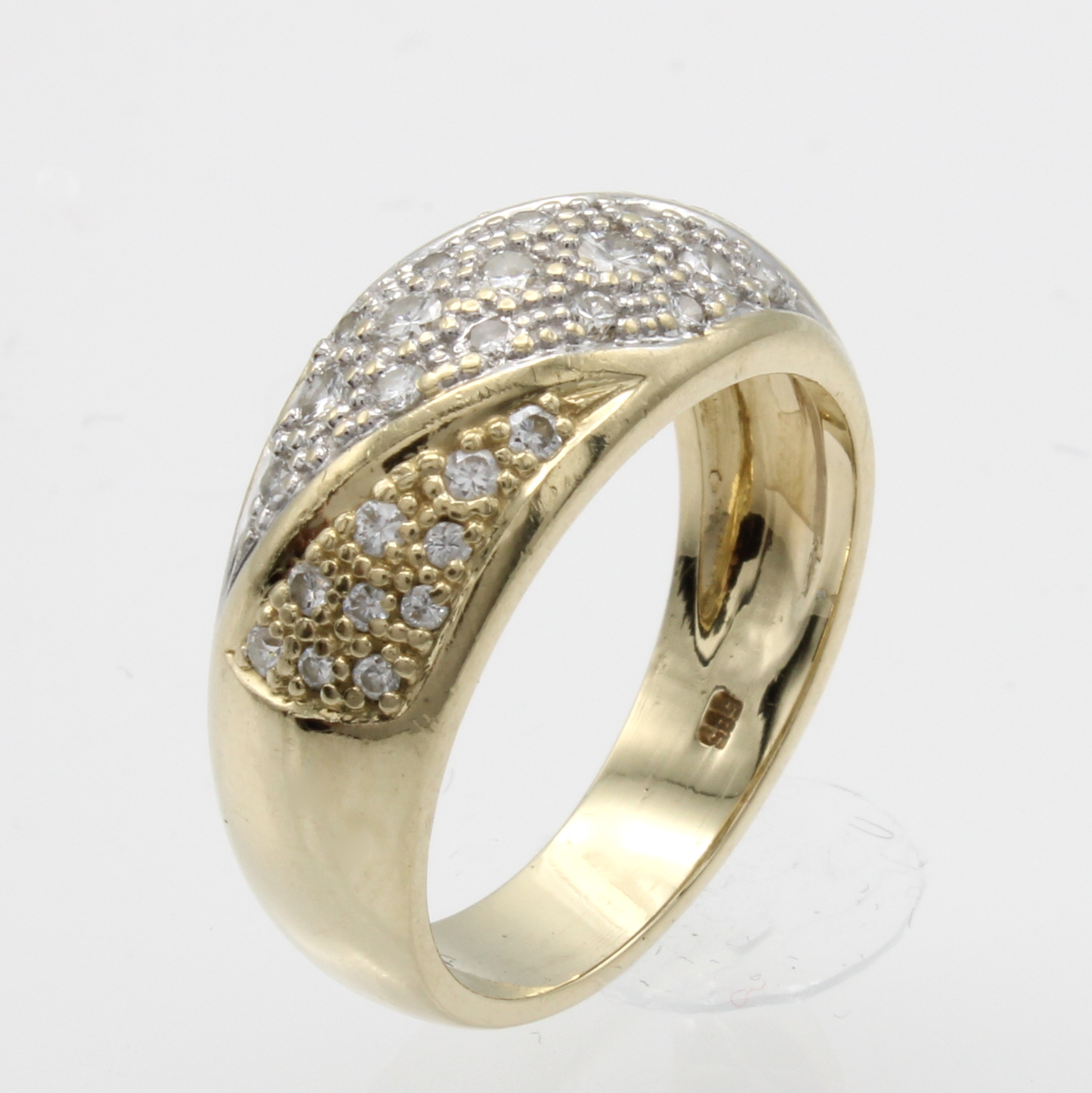 Image 26976792 - Ring mit Brillanten, GG/WG 585/000, Brill. zus. ca. 0.50 ct Weiß/si-p1, RW ca. 52 ...